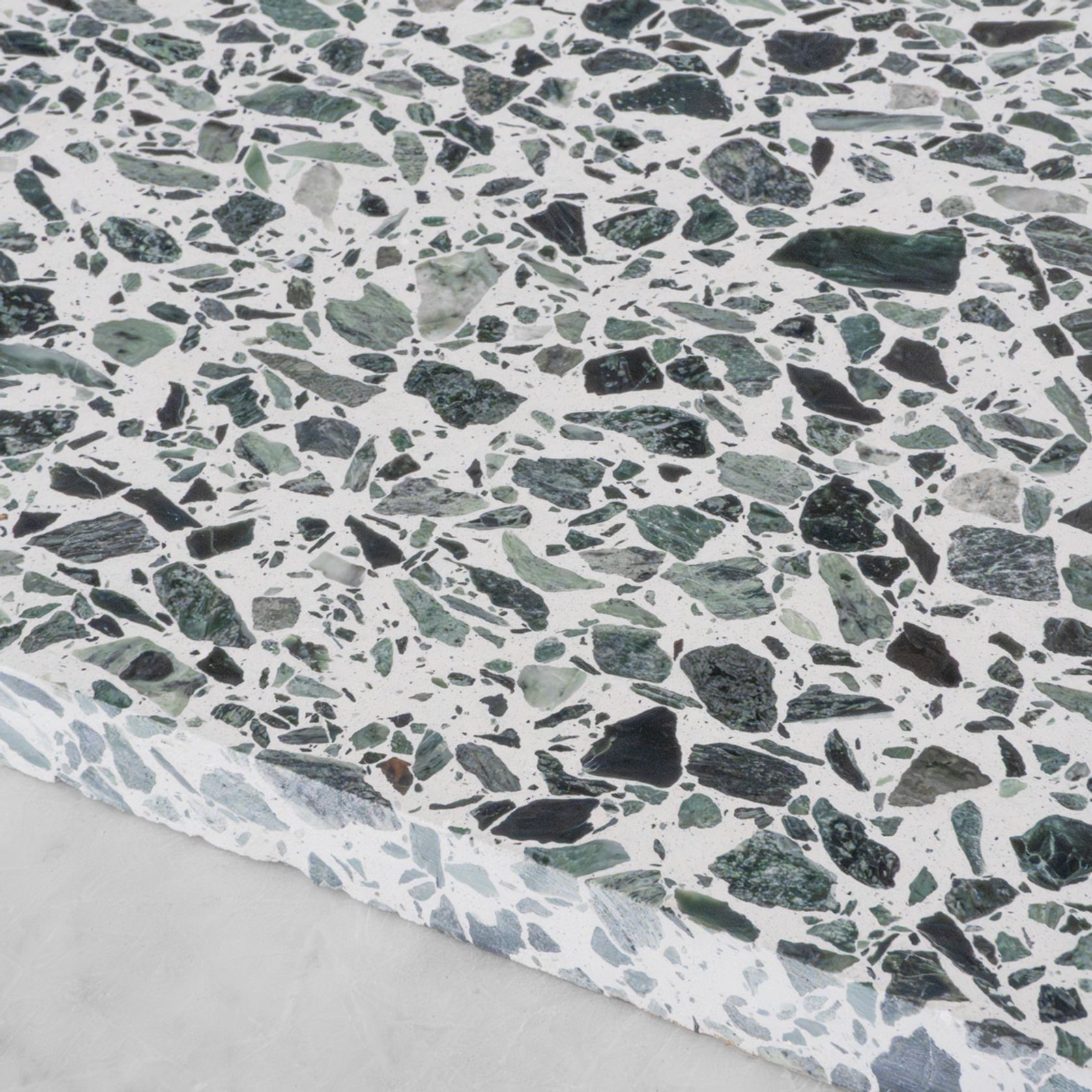 Minerva Emerald gallery detail image