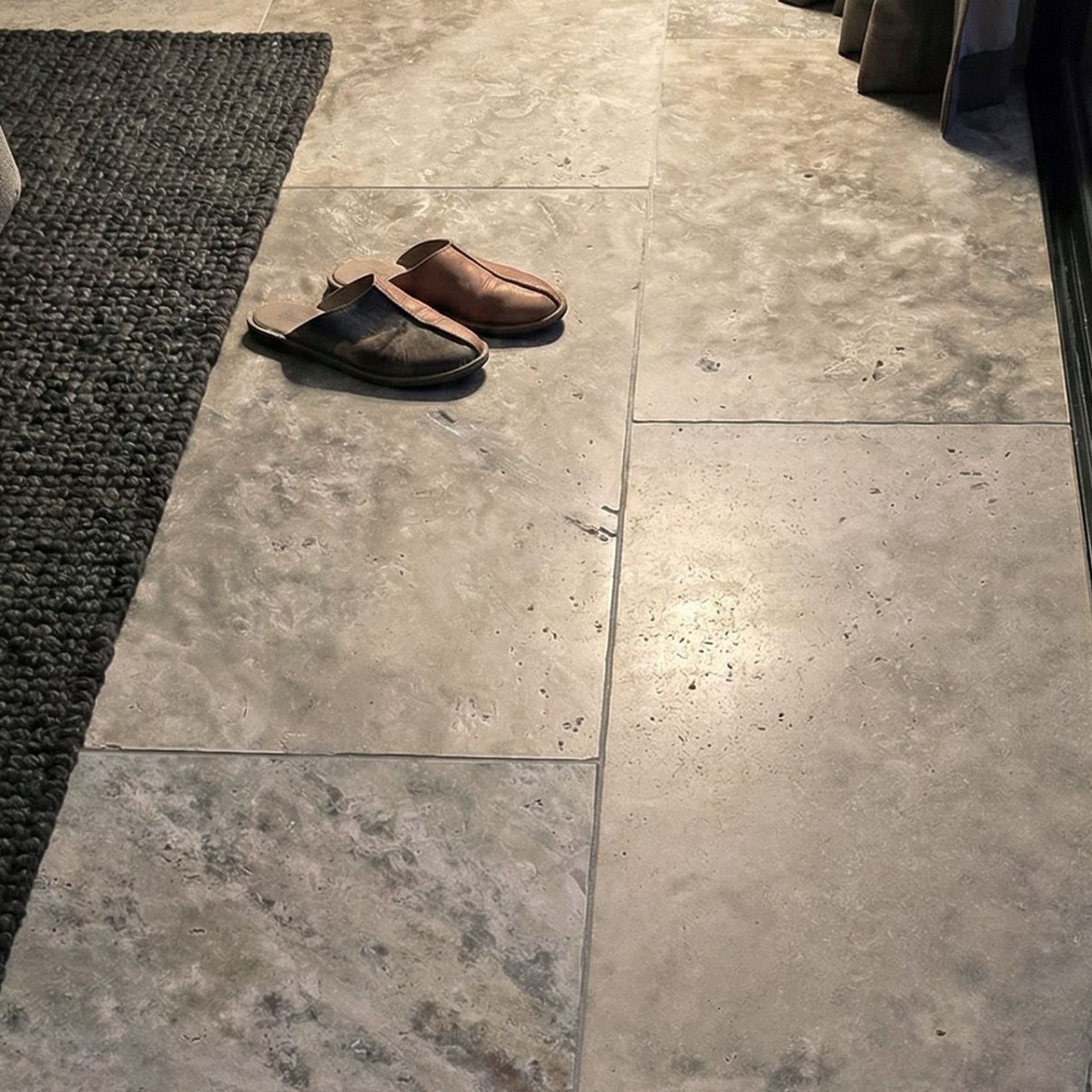Sparta Silver Travertine Collection | Stone gallery detail image