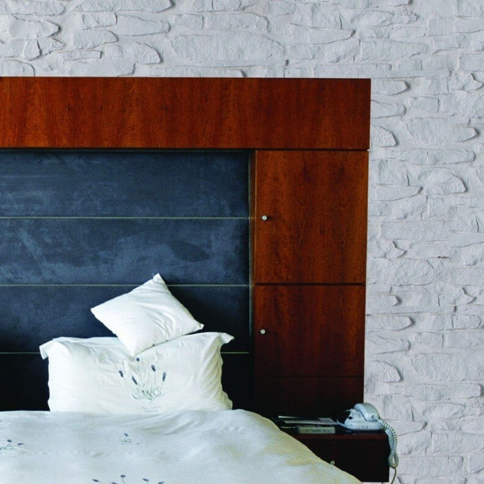 Stone Slabs Wall Panels by Muros | White Stone Wall gallery detail image