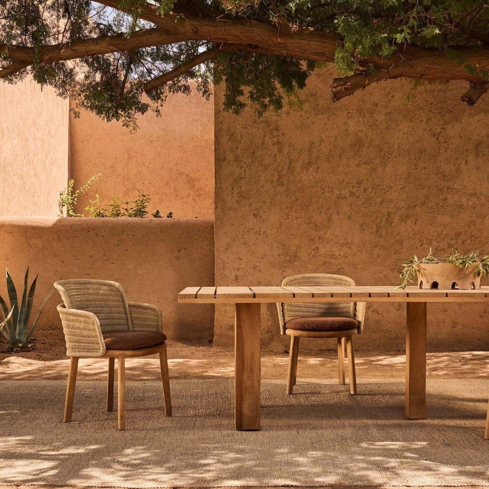 Suro Dining Table gallery detail image