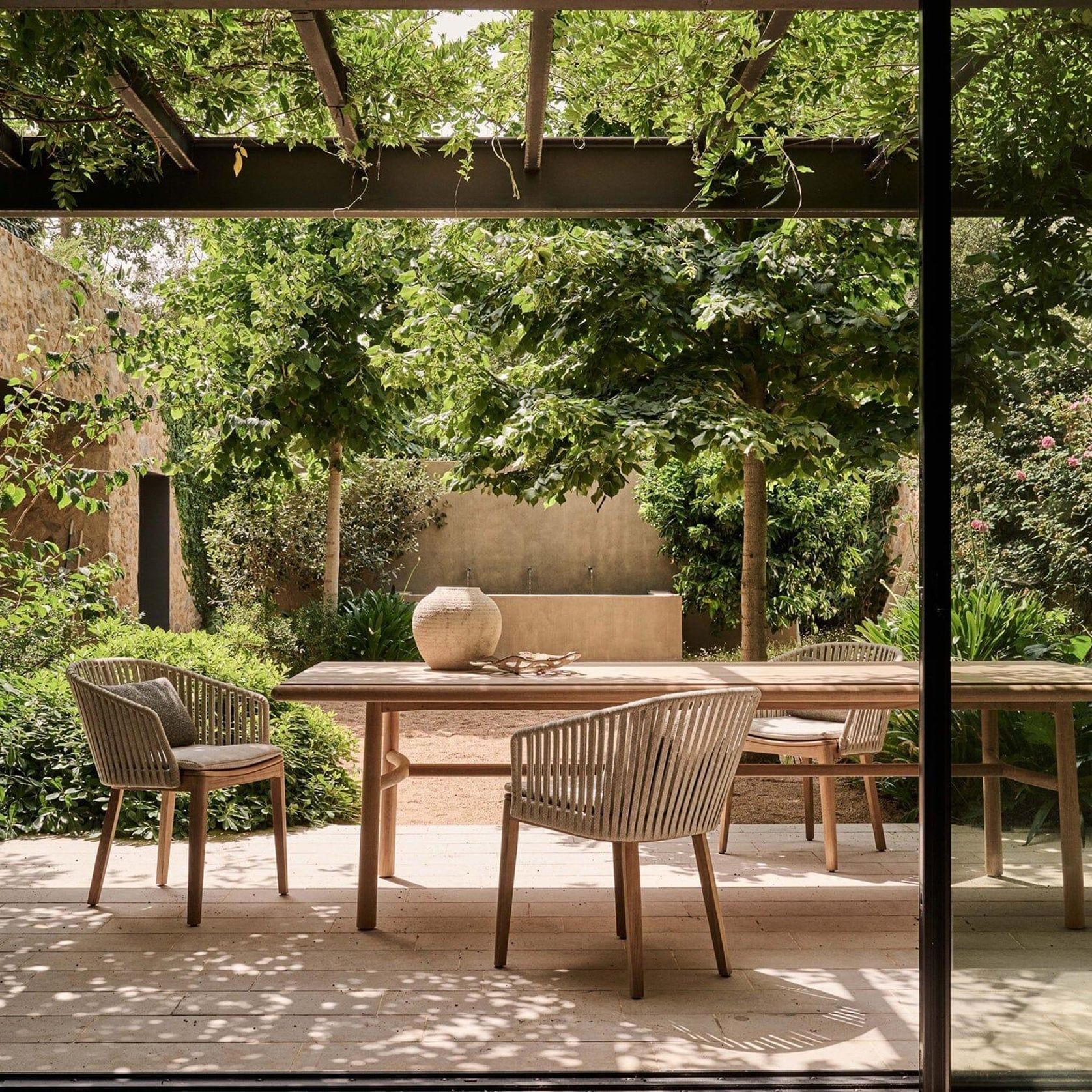 Ukiyo Dining Table gallery detail image