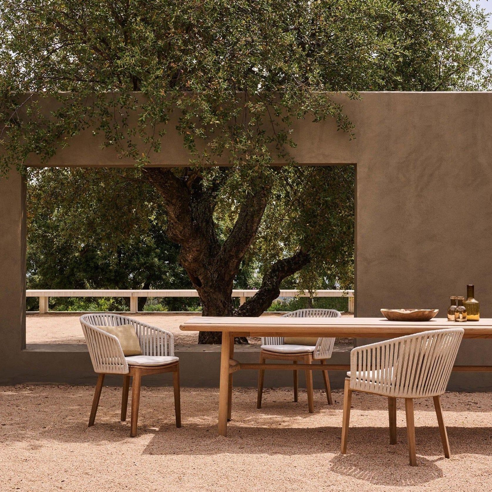 Ukiyo Dining Table gallery detail image