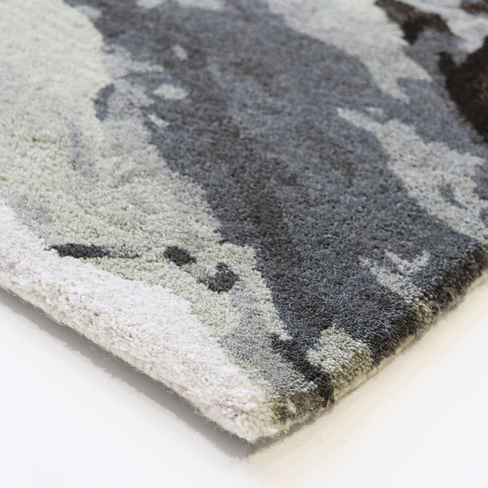 Baya Uluru Floor Rug gallery detail image