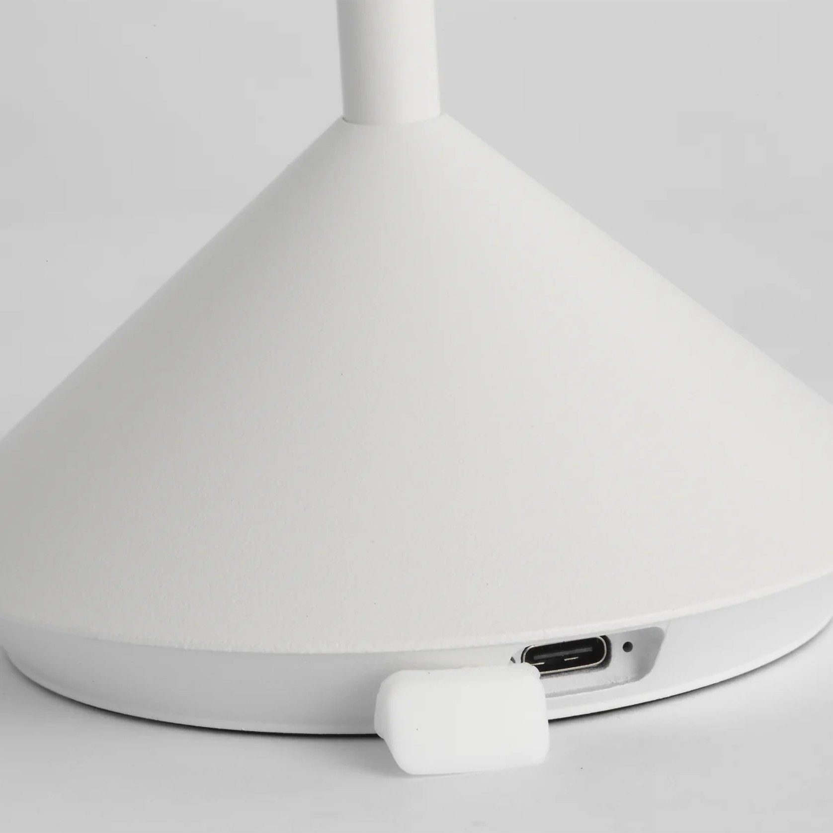 Moneta Accent Rechargeable Table Lamp gallery detail image