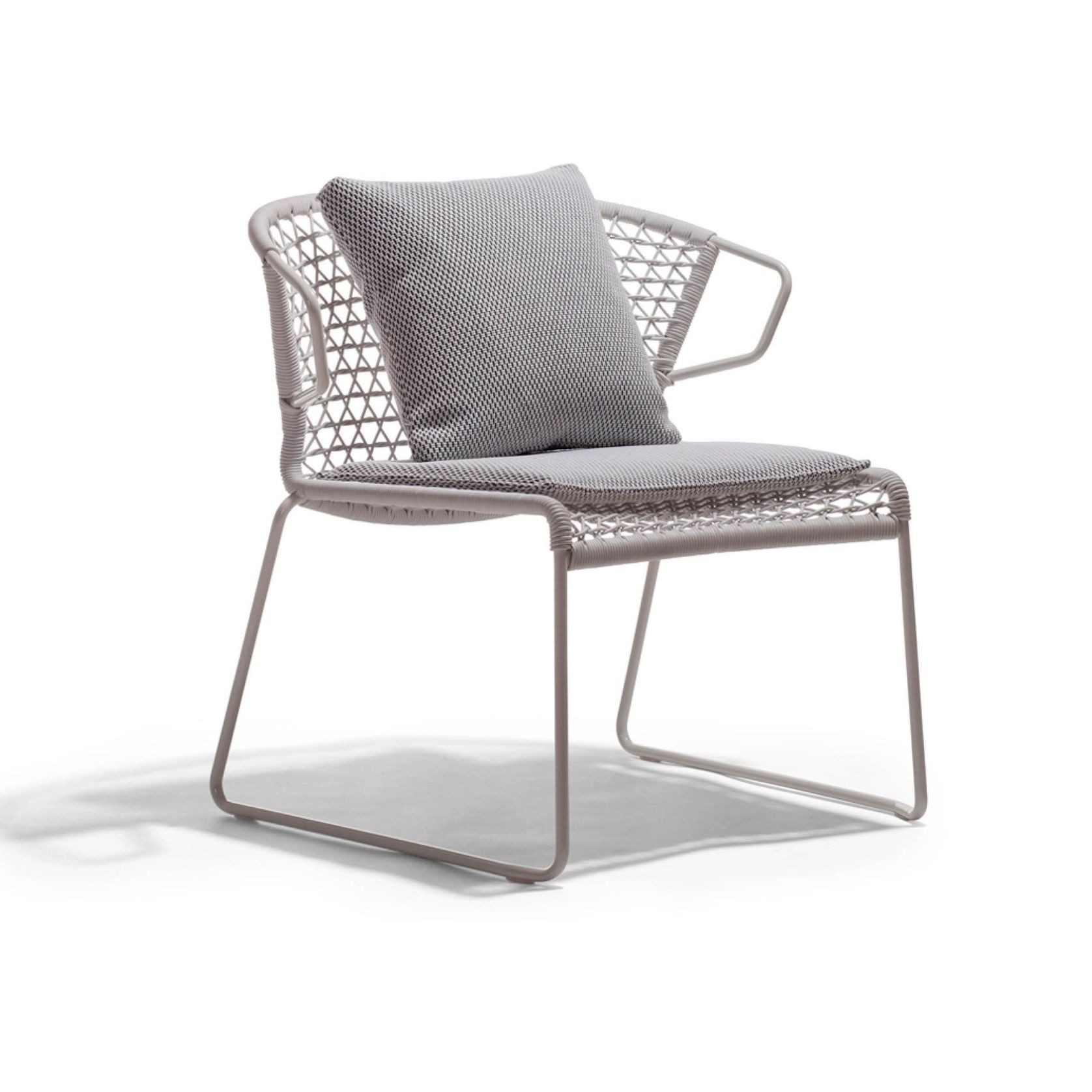 Vela | Lounge Armchair gallery detail image