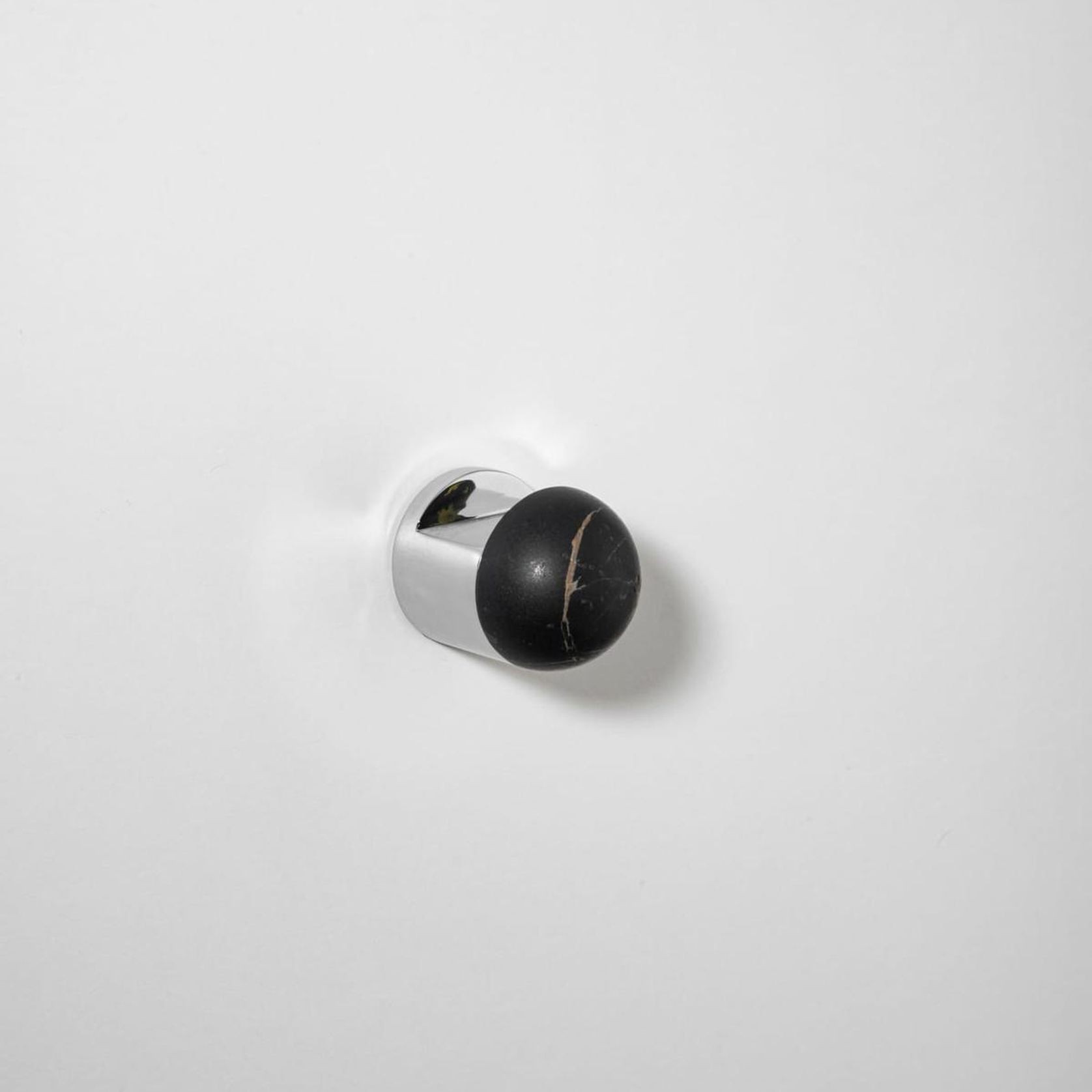 H05 Robe Hook/Cupboard Knob gallery detail image