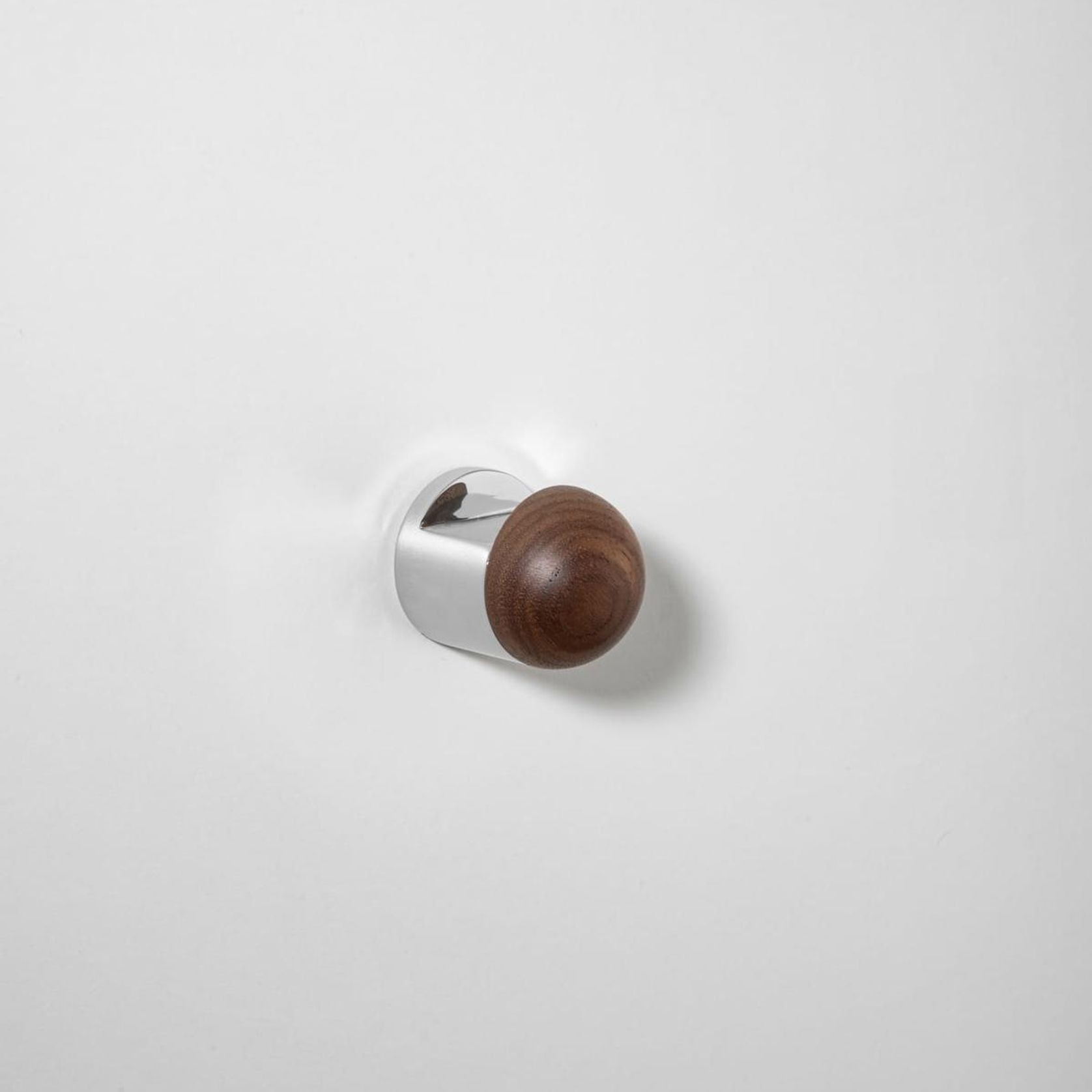 H05 Robe Hook/Cupboard Knob gallery detail image