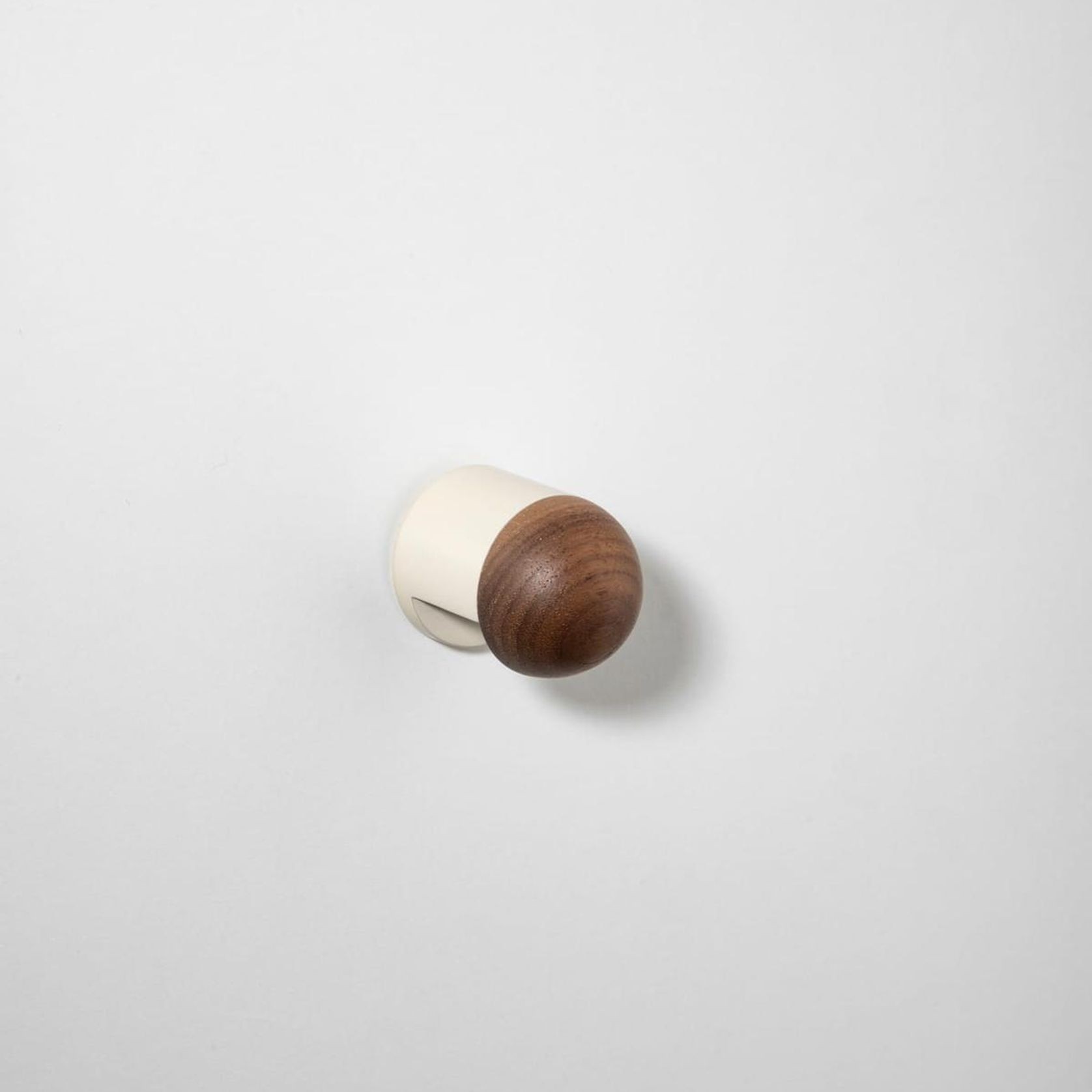 H05 Robe Hook/Cupboard Knob gallery detail image