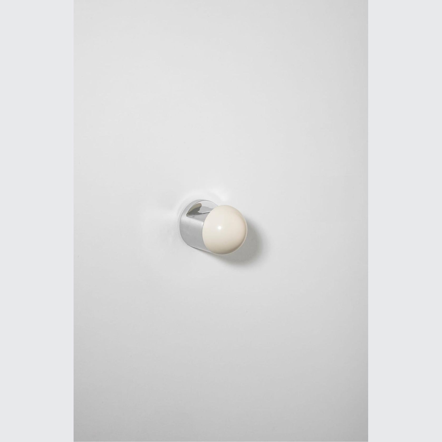 H05 Robe Hook/Cupboard Knob gallery detail image