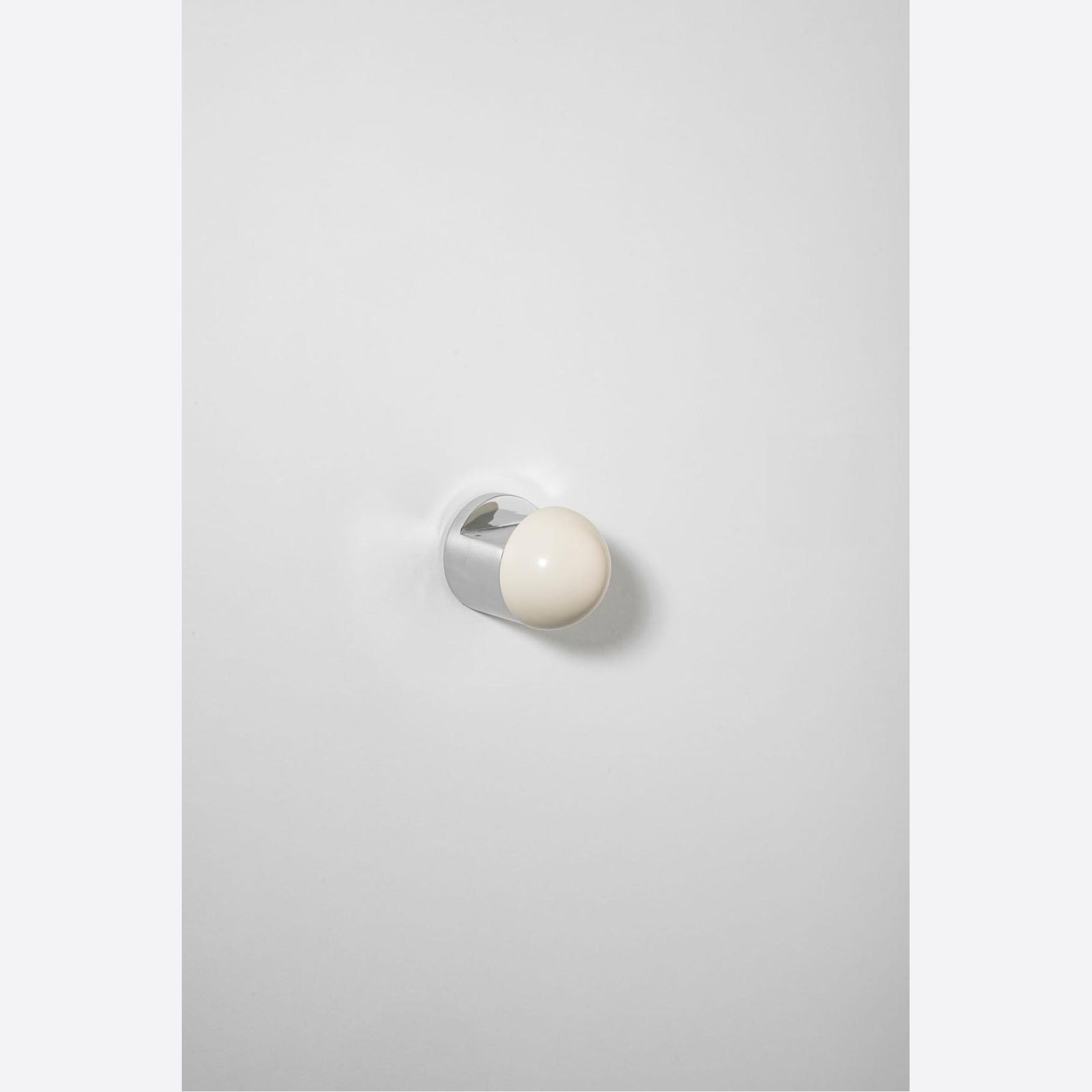 H05 Robe Hook/Cupboard Knob gallery detail image