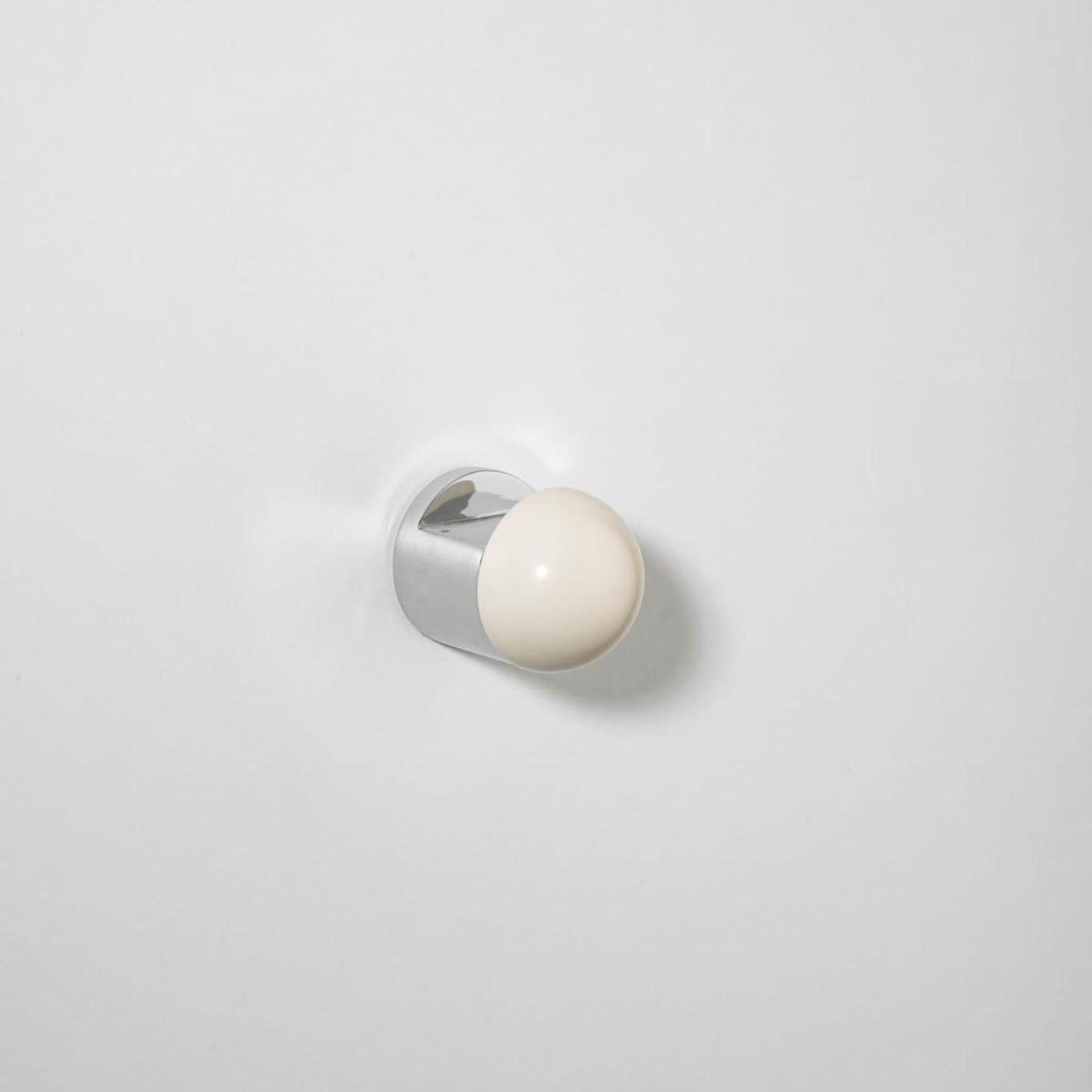 H05 Robe Hook/Cupboard Knob gallery detail image