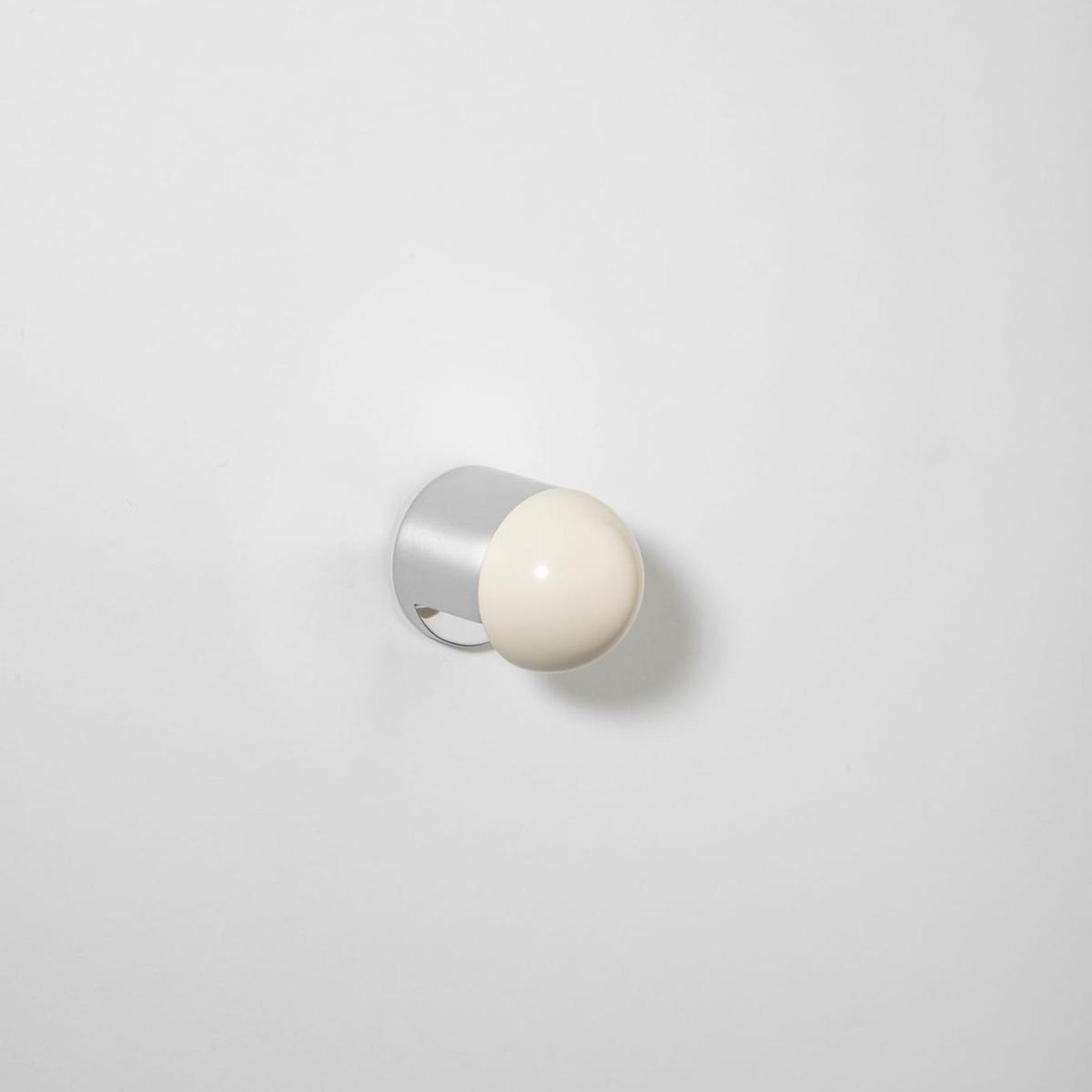 H05 Robe Hook/Cupboard Knob gallery detail image