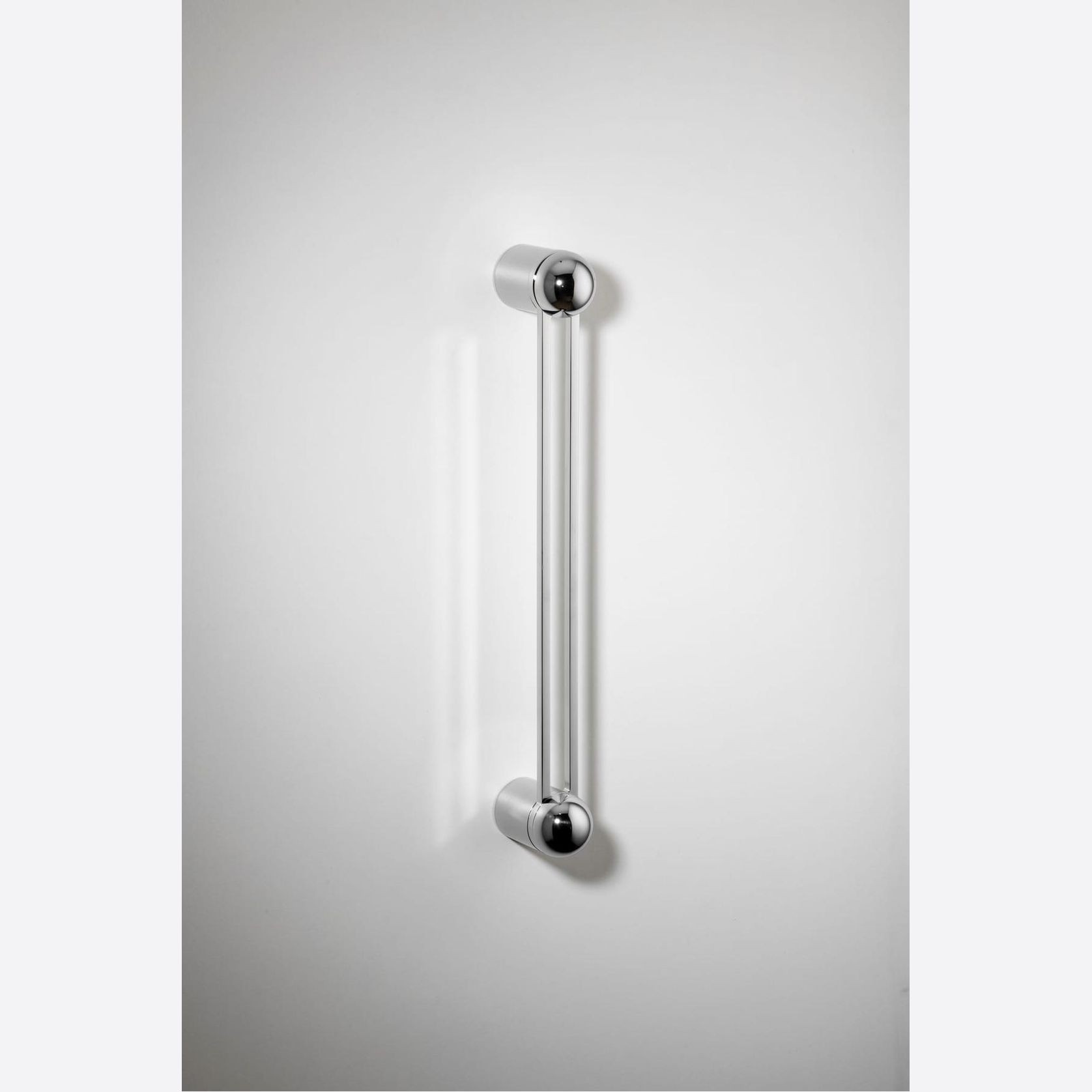 H04 Pull Handle Long gallery detail image