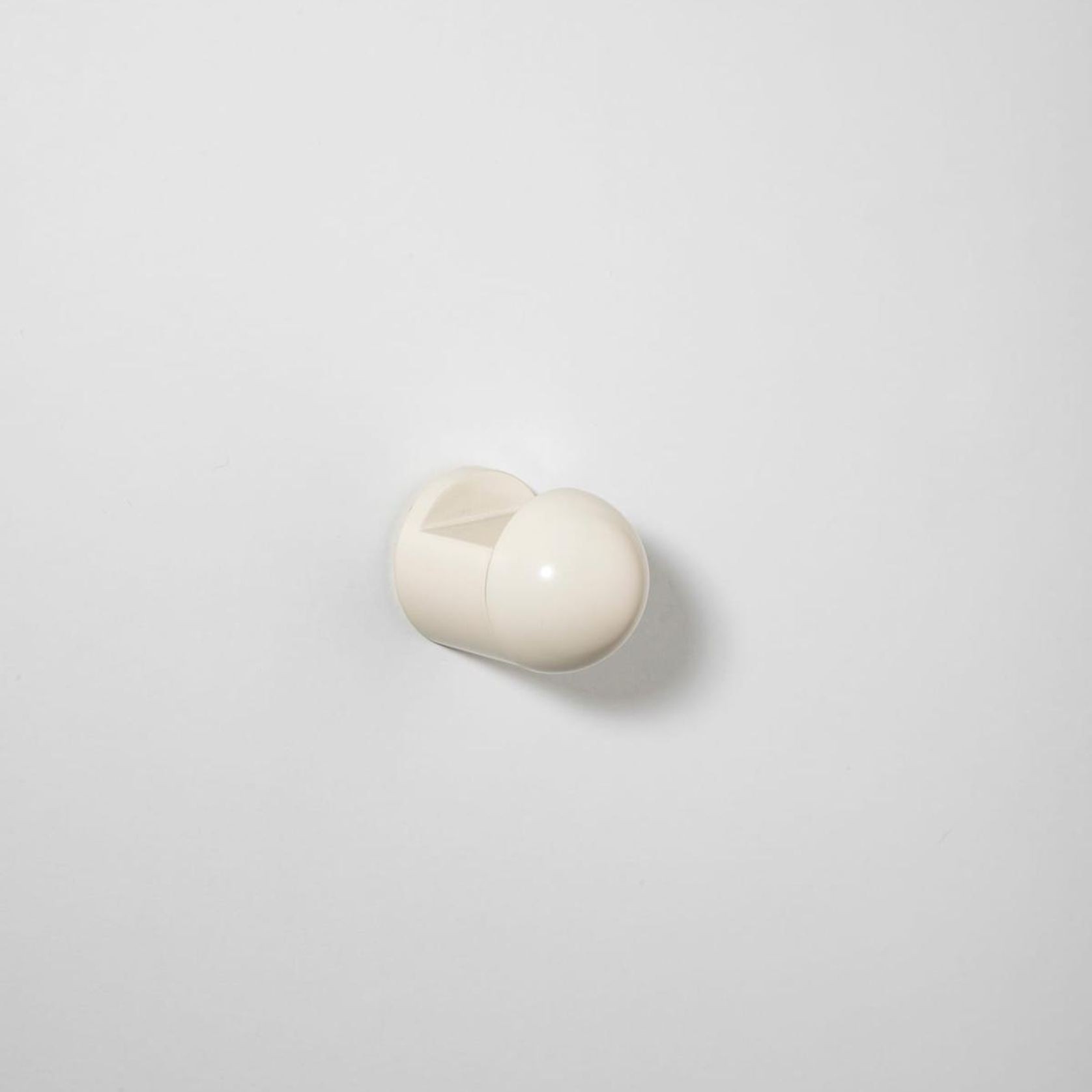 H05 Robe Hook/Cupboard Knob gallery detail image
