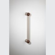 H04 Pull Handle Long gallery detail image