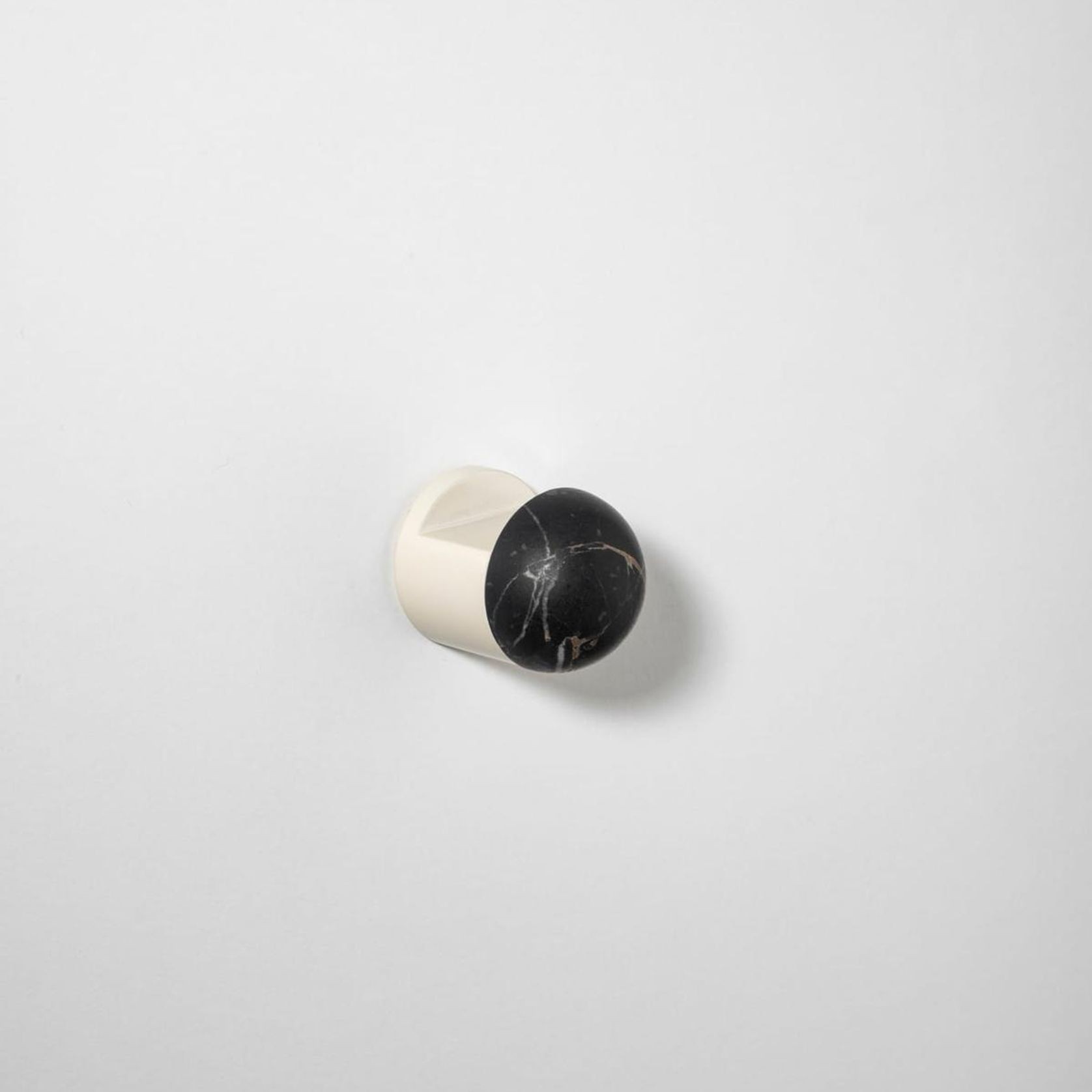 H05 Robe Hook/Cupboard Knob gallery detail image