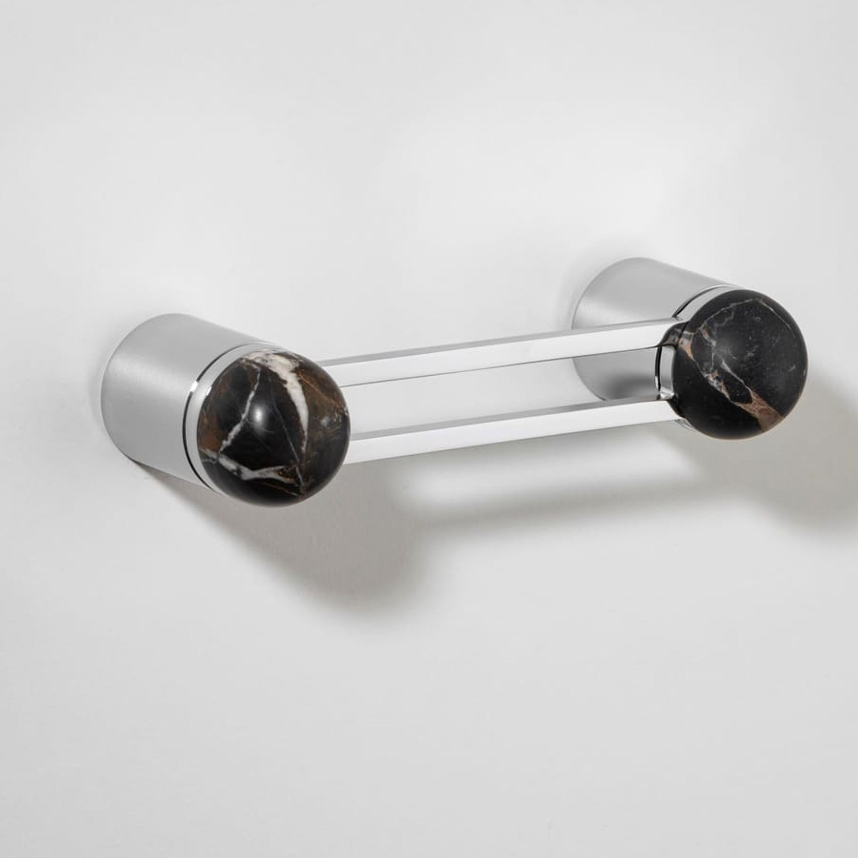 Pull 02 gallery detail image