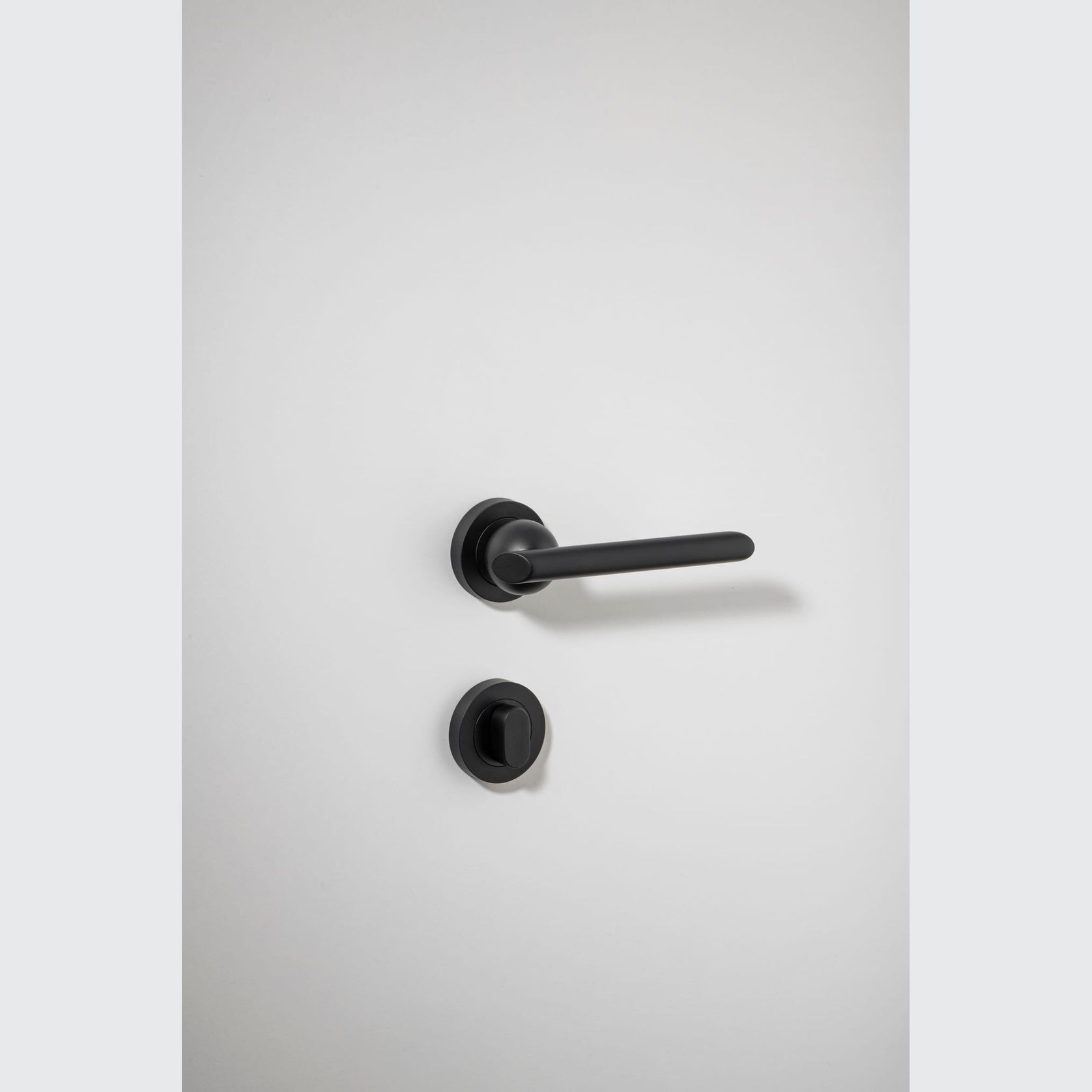 Round Privacy Turn gallery detail image