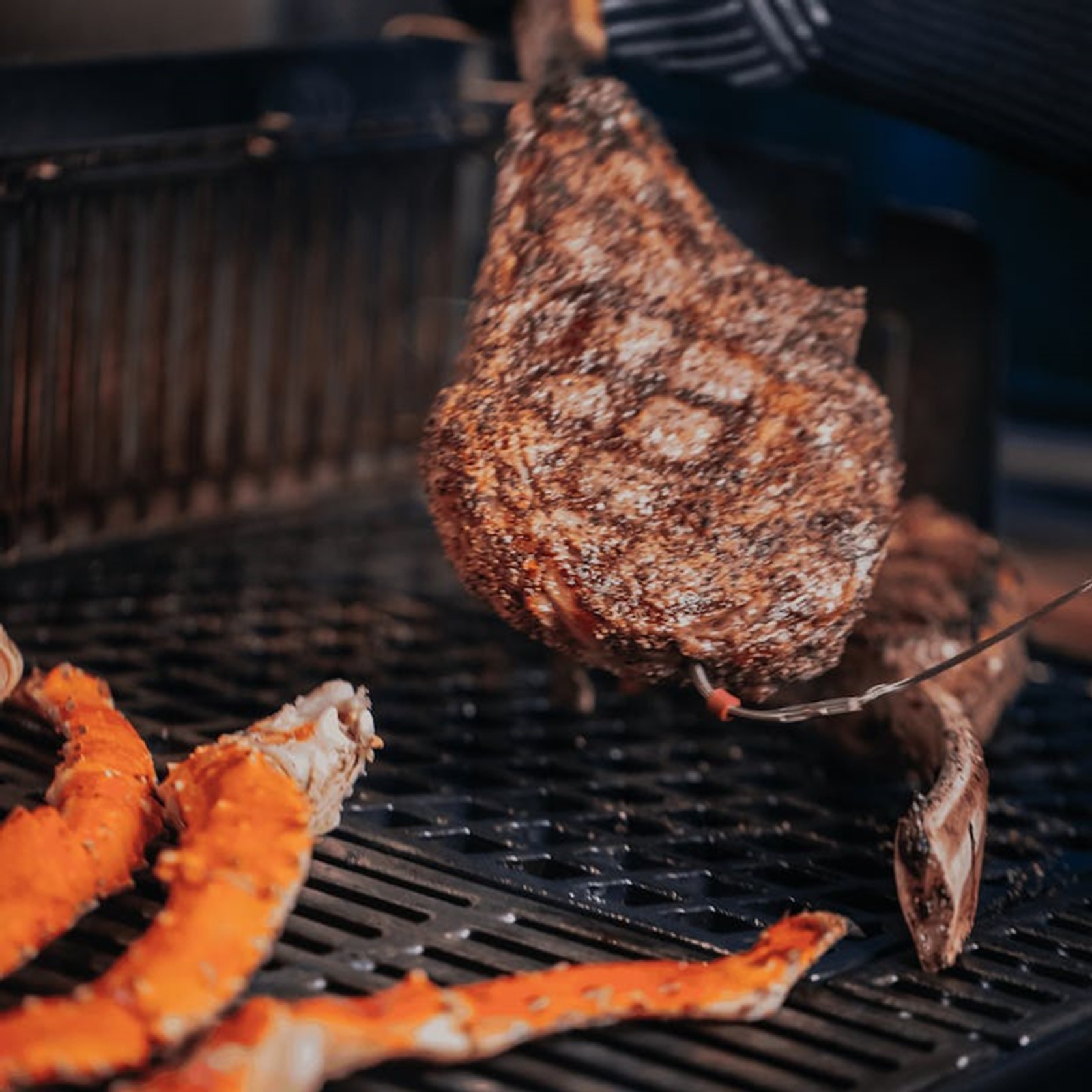 Weber CRAFTED Large Format Sear Grate gallery detail image