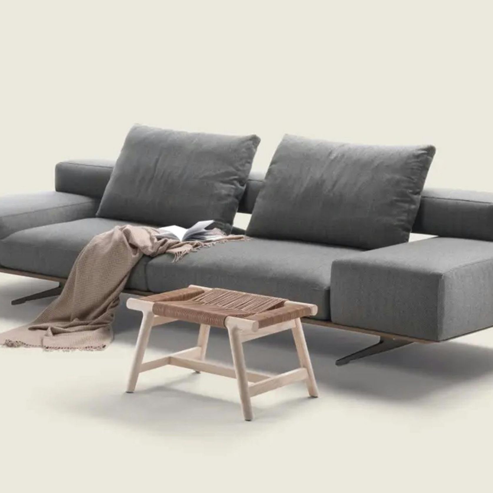 Wing Sofa By Flexform gallery detail image