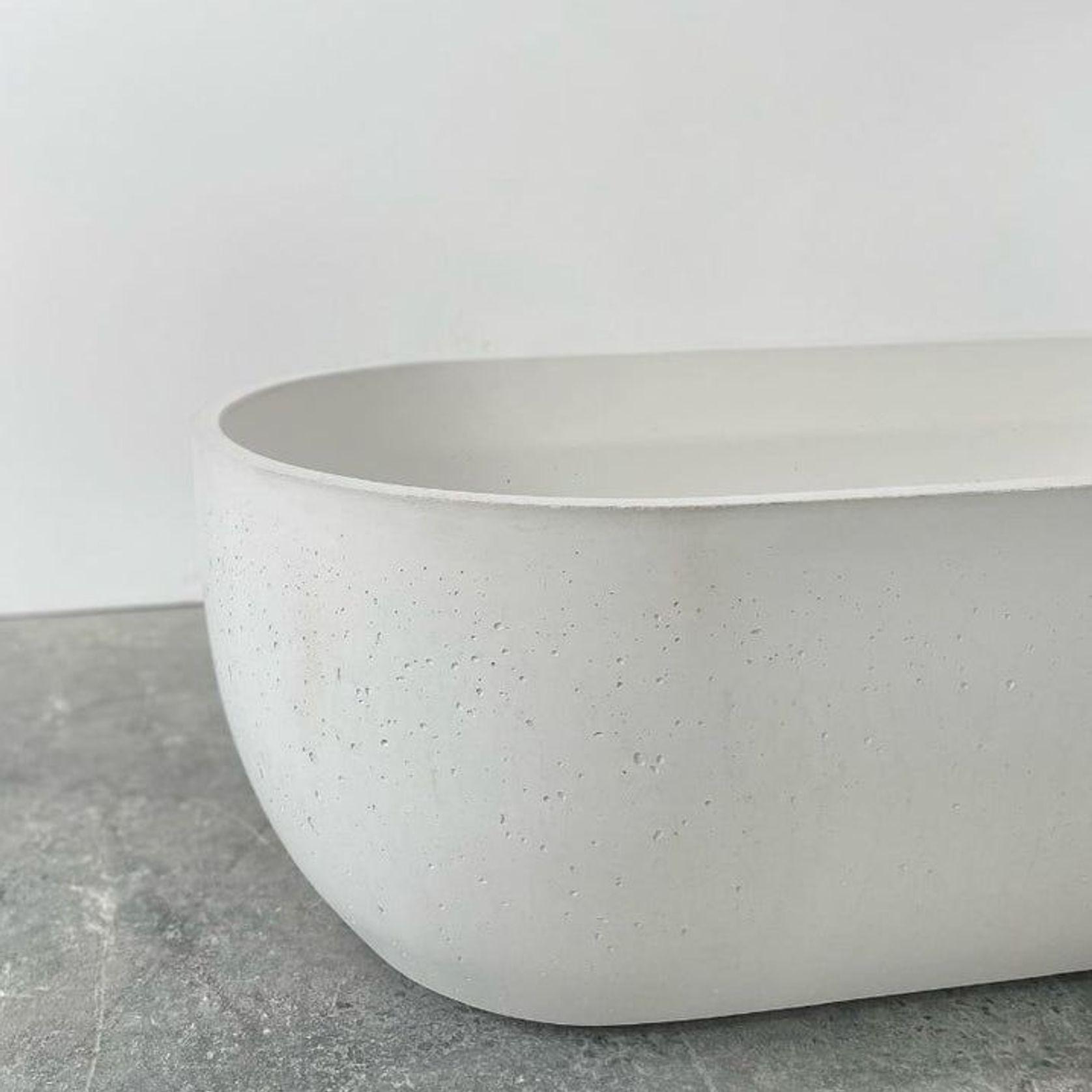 Concrete Republic Yakt Concrete Bath gallery detail image