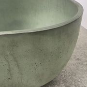Concrete Republic Yakt Concrete Bath gallery detail image