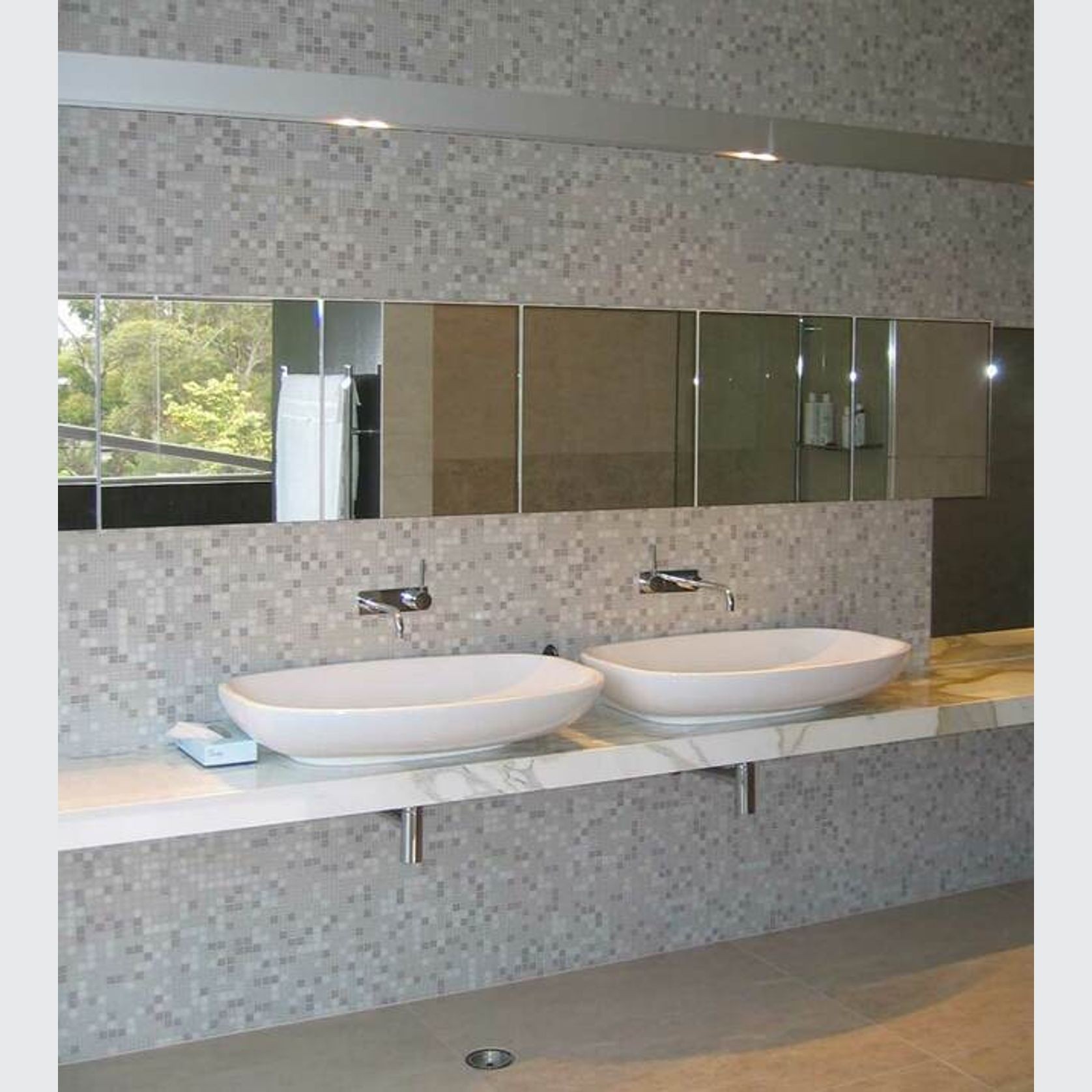 VTC Blend Nuvole Hotmelt Mosaic Tile gallery detail image