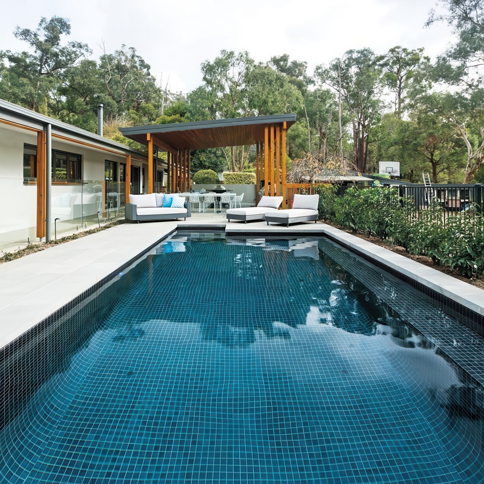 Residential Range | Pool Mosaics gallery detail image