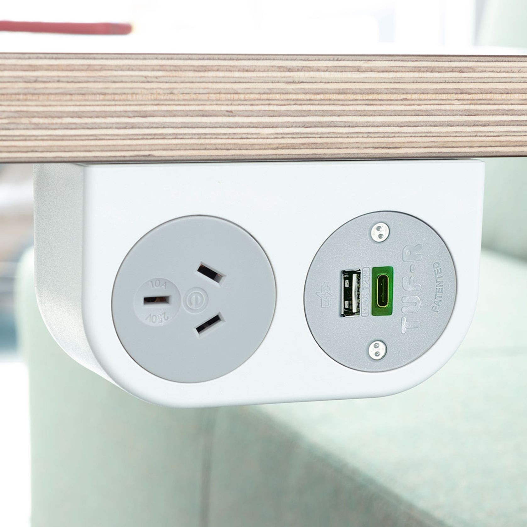 TUF-R HP (72W) USB Charger gallery detail image