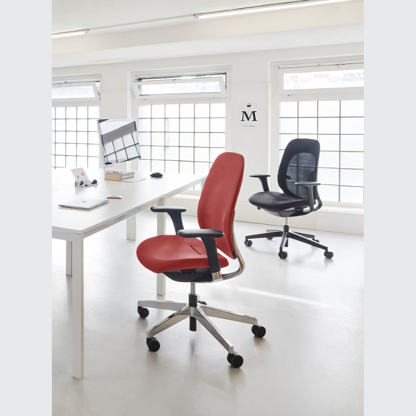 Giroflex 40 gallery detail image