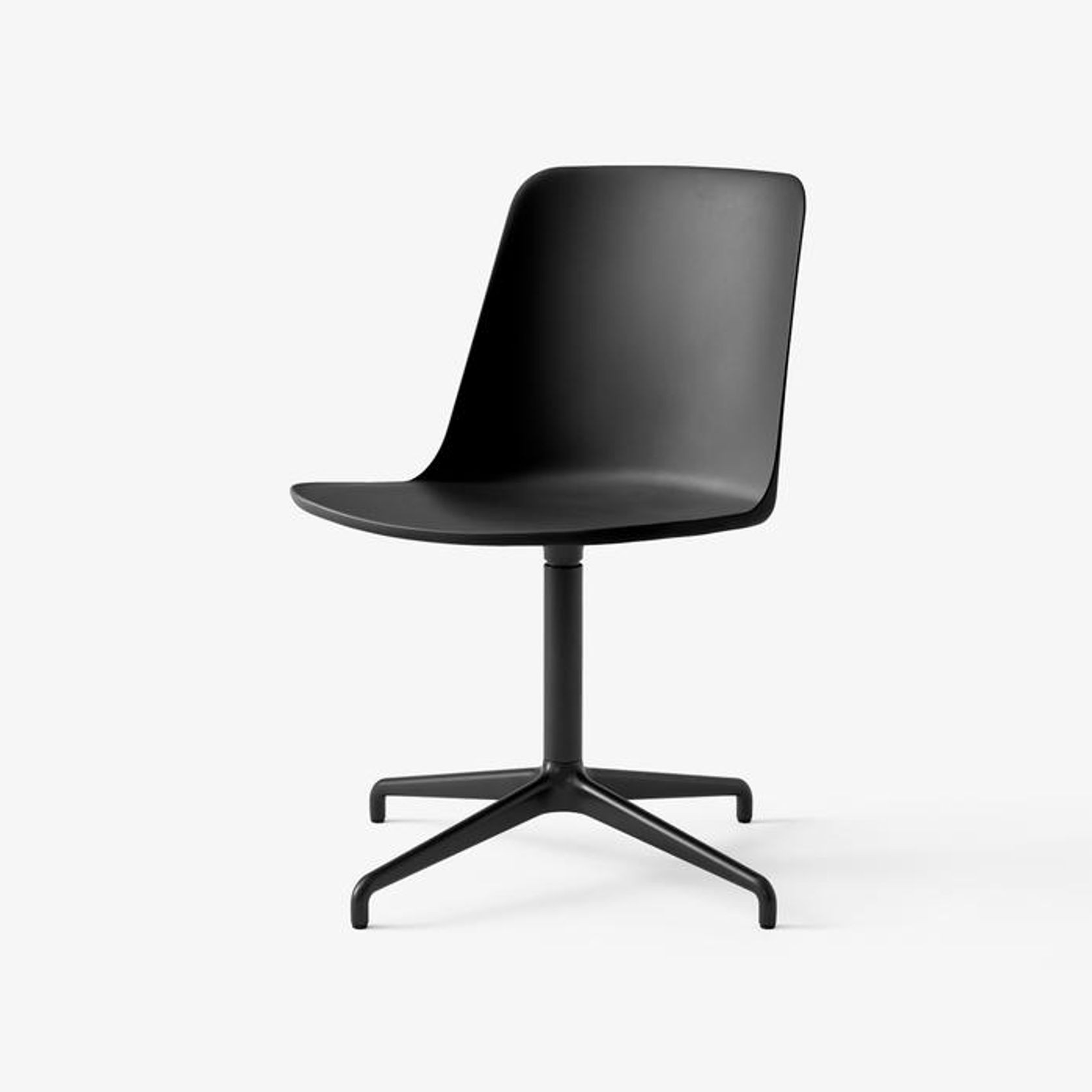 Rely HW11 Chair by &Tradition gallery detail image