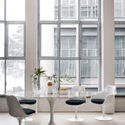 Saarinen Tulip Chair gallery detail image