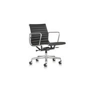 Eames Aluminium Management Chair by Herman Miller gallery detail image