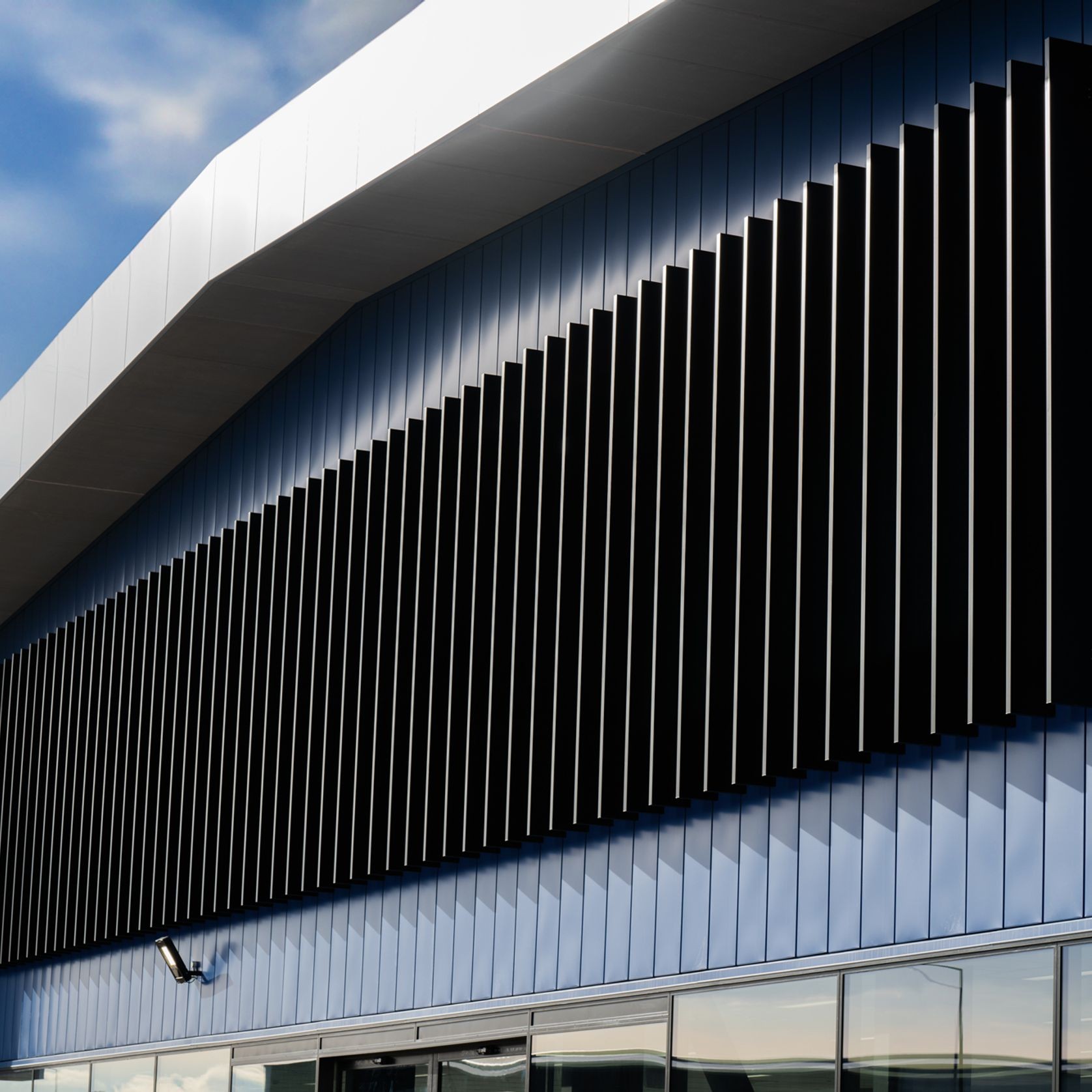 Commercial Sky Louvre Façade Systems gallery detail image