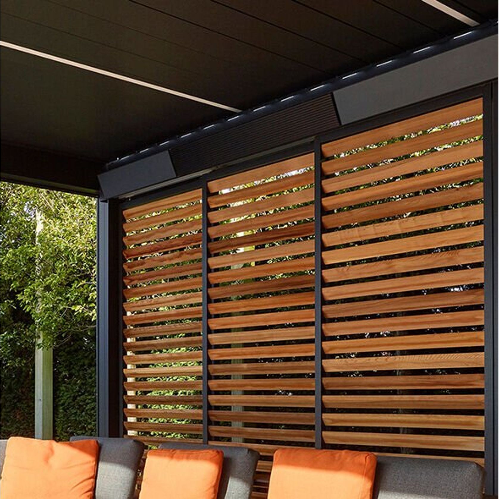 Camargue Louvred Roof gallery detail image