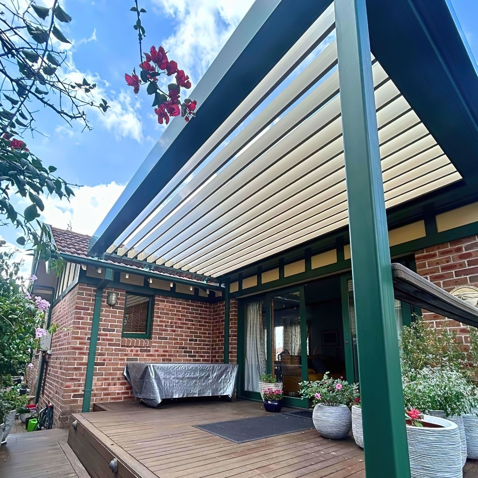 Med Twist Opening Louvre Roof gallery detail image