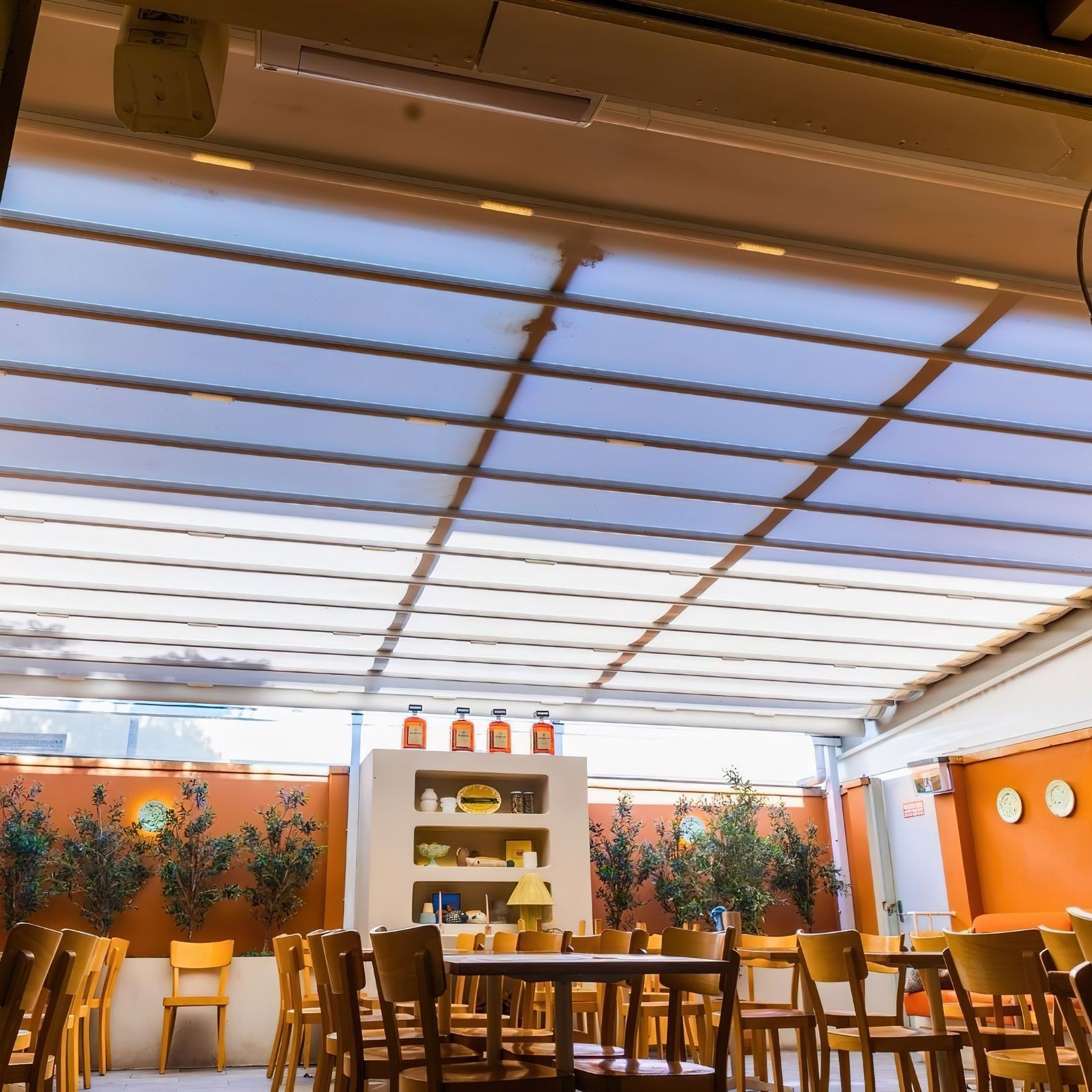 Med Evo Retractable Fabric Roof gallery detail image