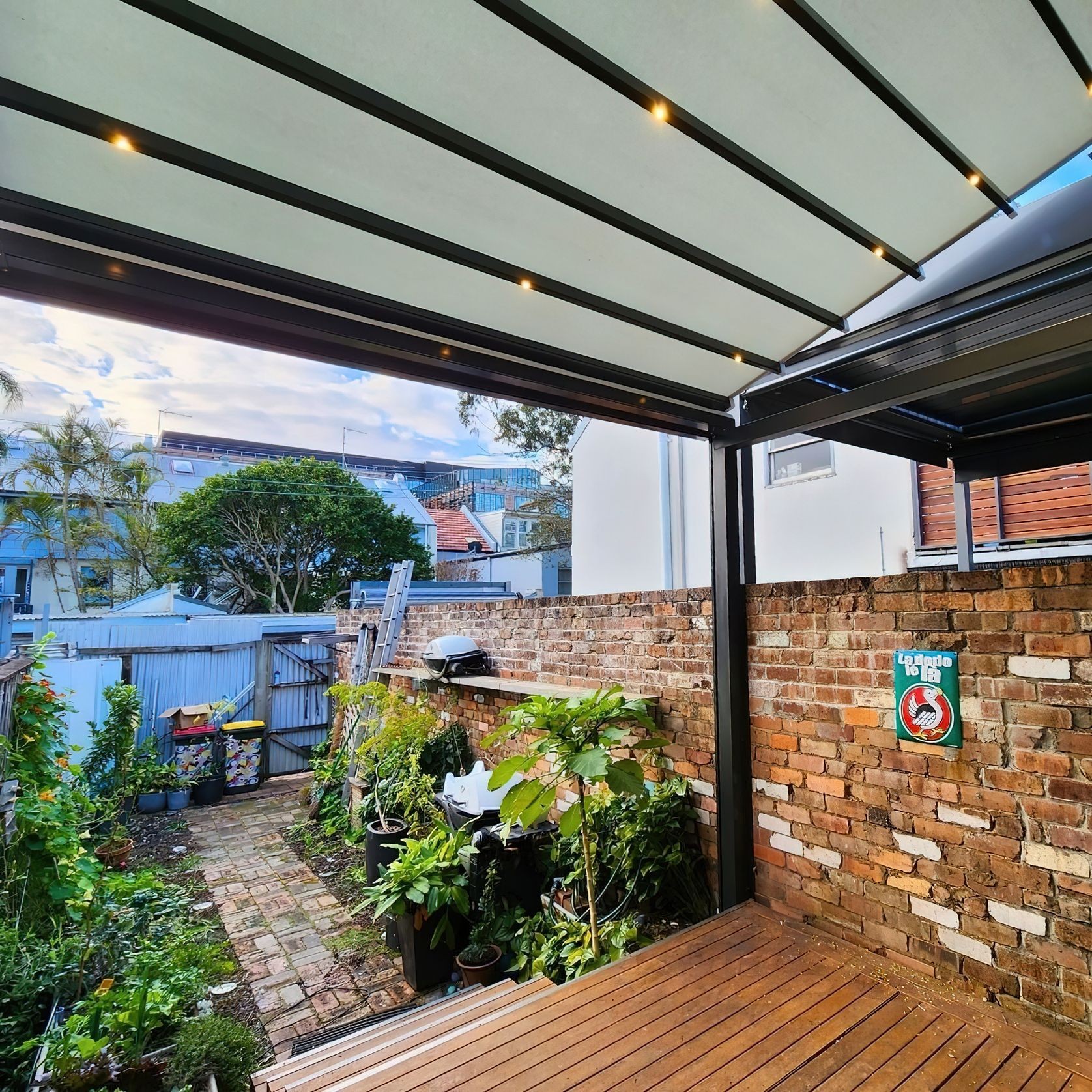 Med Evo Retractable Fabric Roof gallery detail image