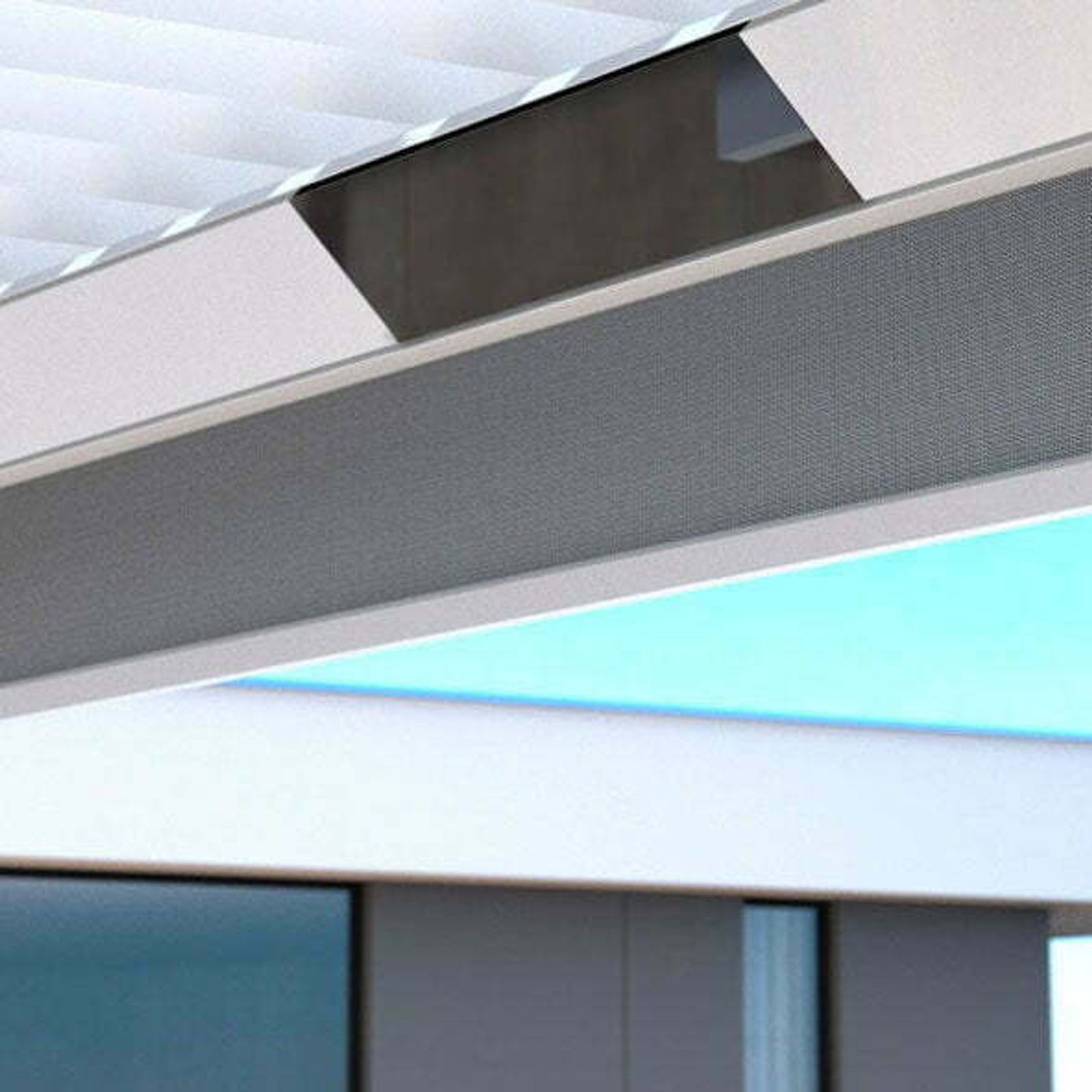 Camargue Louvred Roof gallery detail image