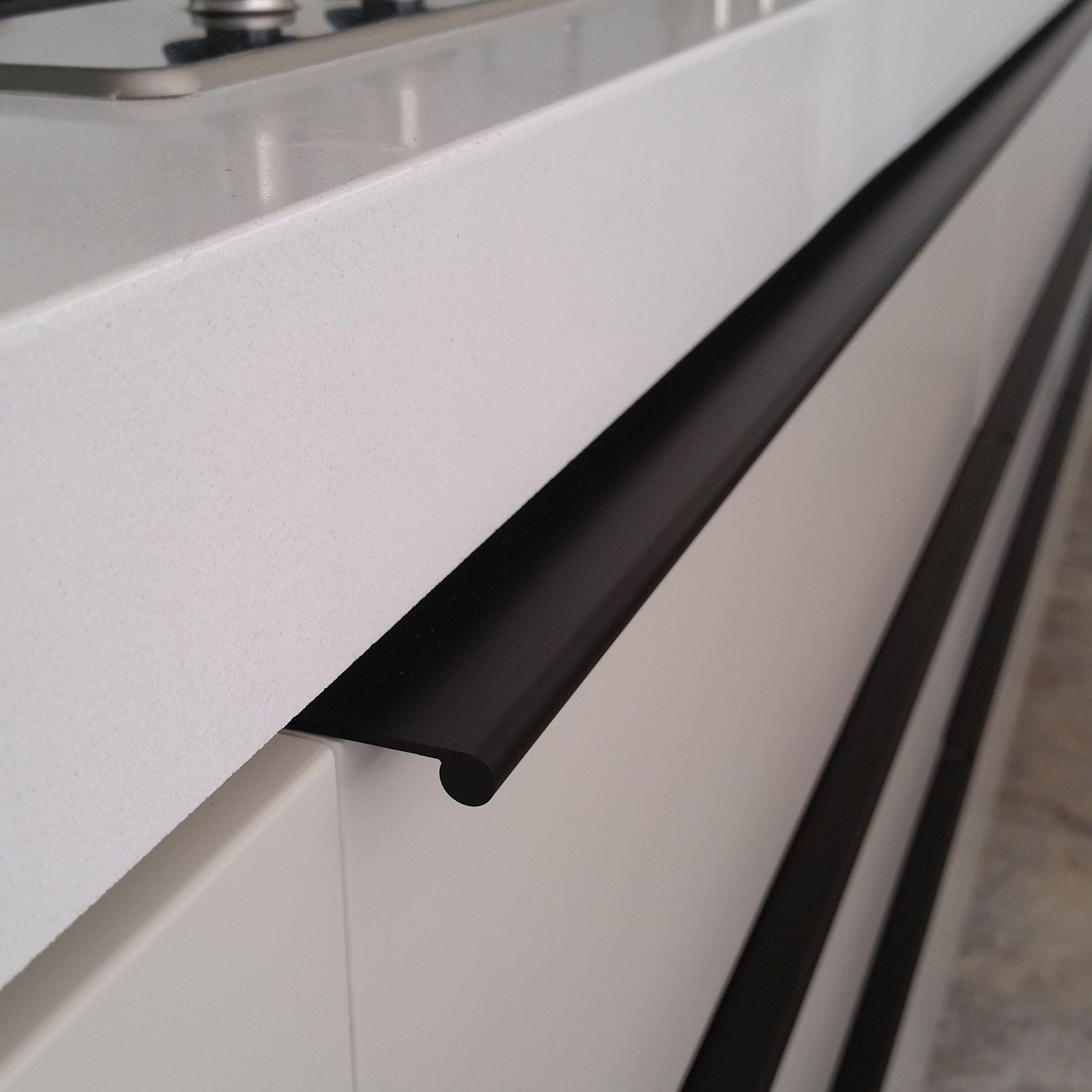 HB370 + HB380 Series Continuous Drawer Pull gallery detail image