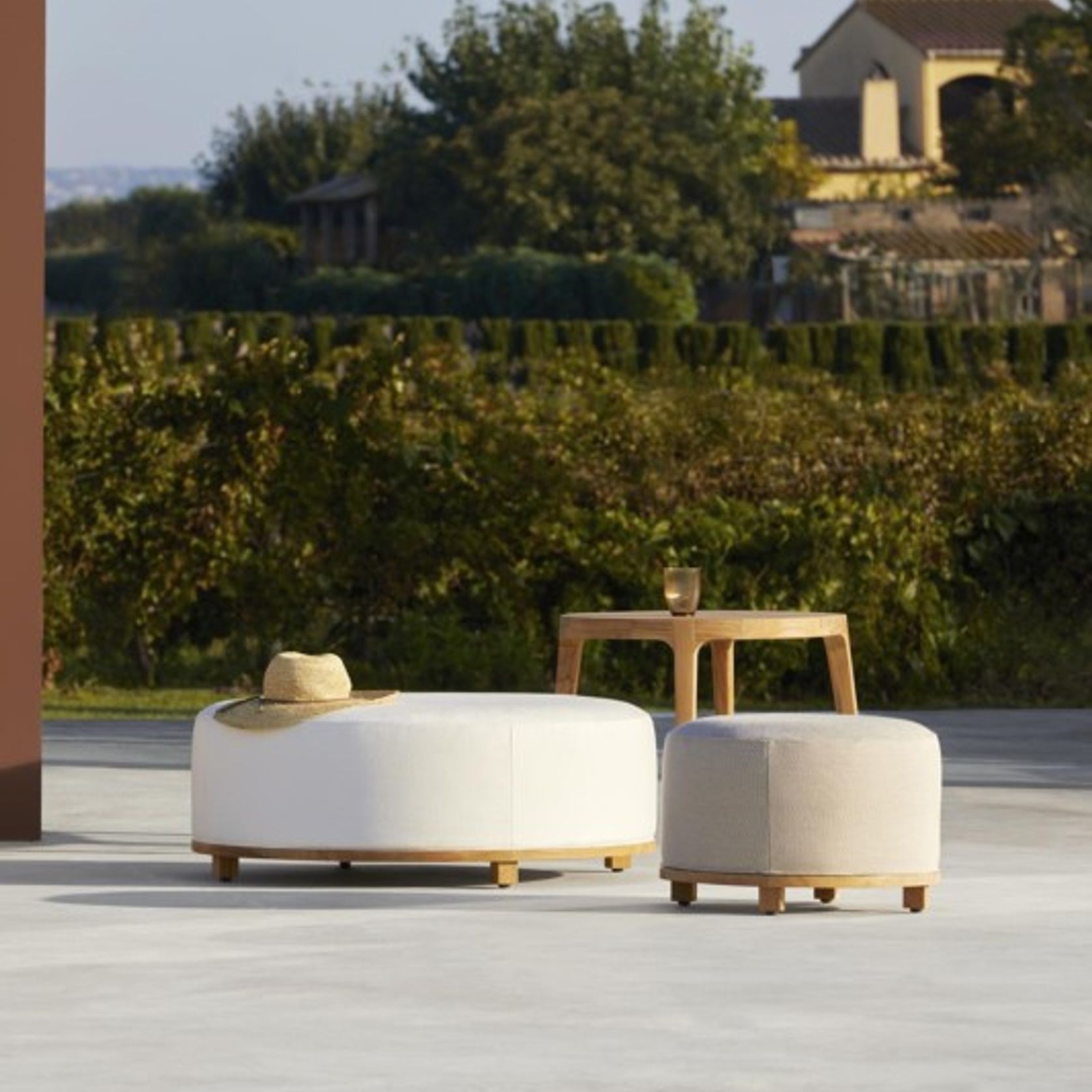 Fup Outdoor Puff by Point gallery detail image