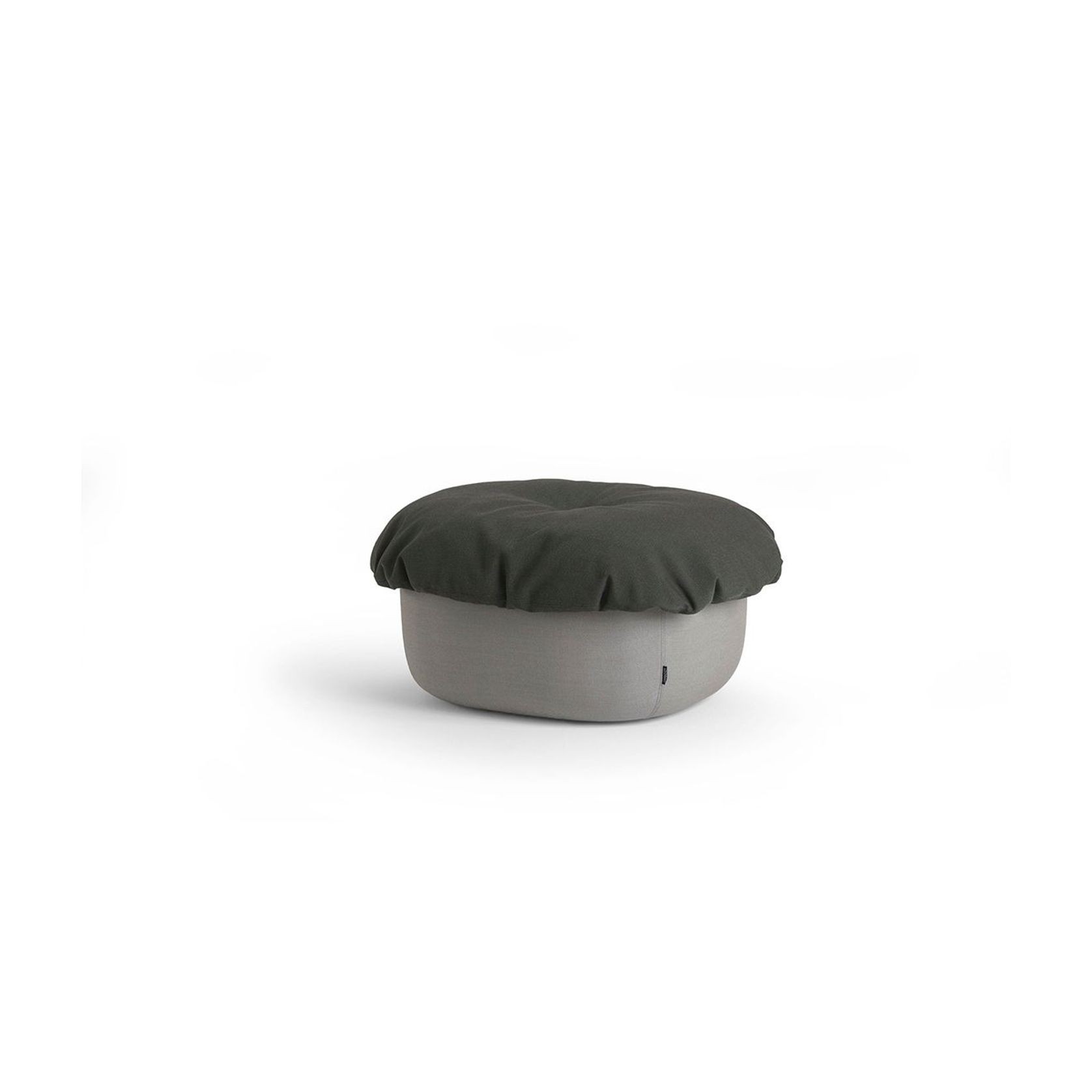 Soufflé Medium Ottoman by Cecilie Manz gallery detail image