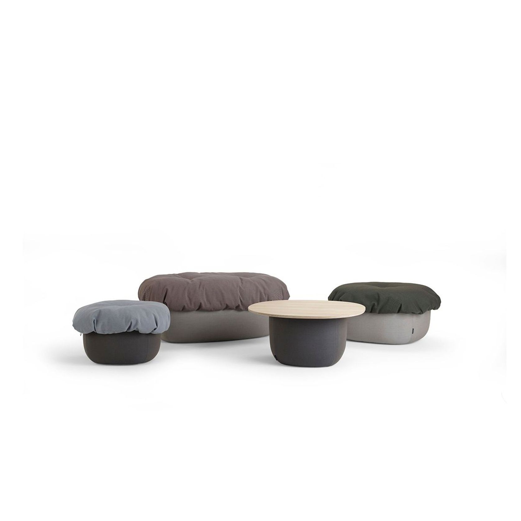 Soufflé Medium Ottoman by Cecilie Manz gallery detail image