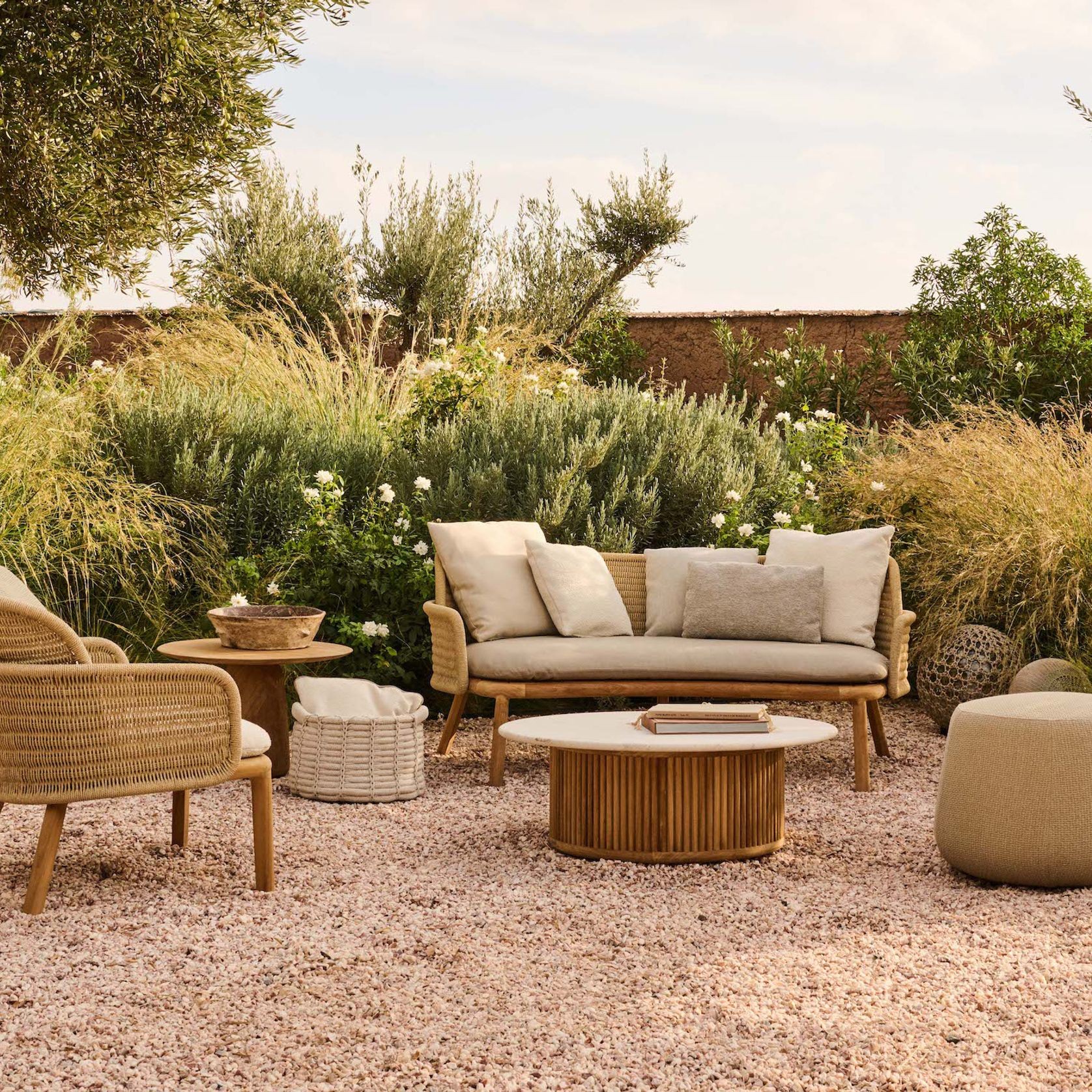 Suro | Lounge Chair gallery detail image