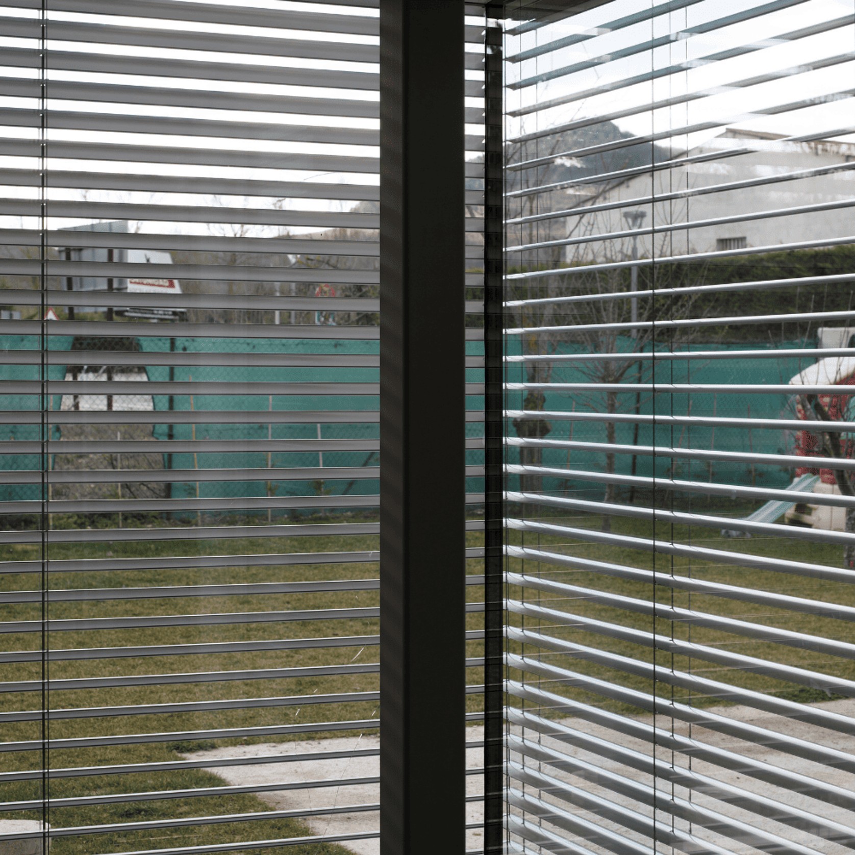 Solomatic II External Venetian Blind with Convex Blade gallery detail image