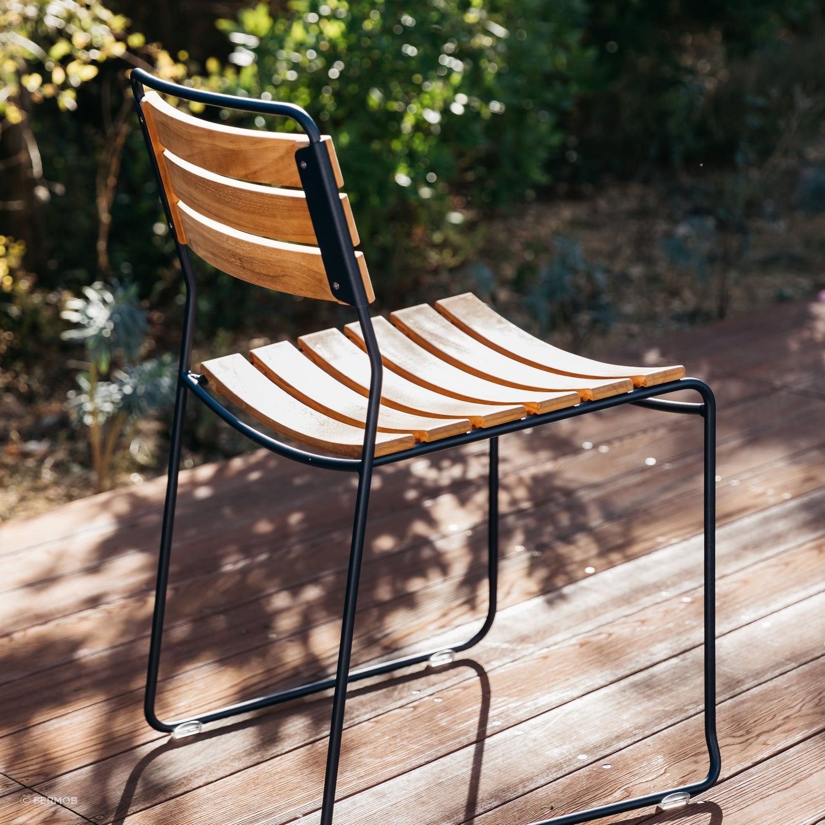 Surprising Chair - Teak gallery detail image