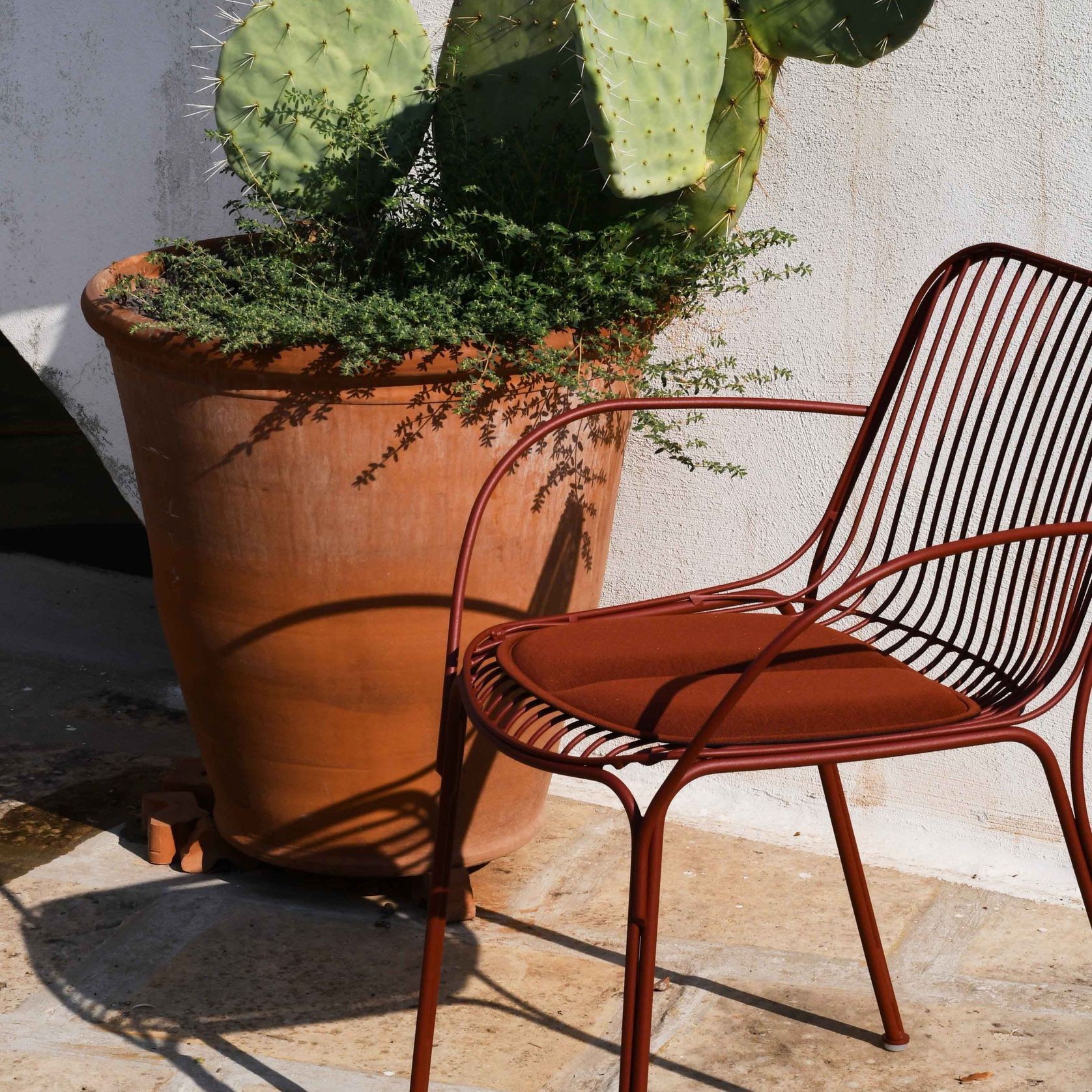 HiRay Chair with Arms gallery detail image