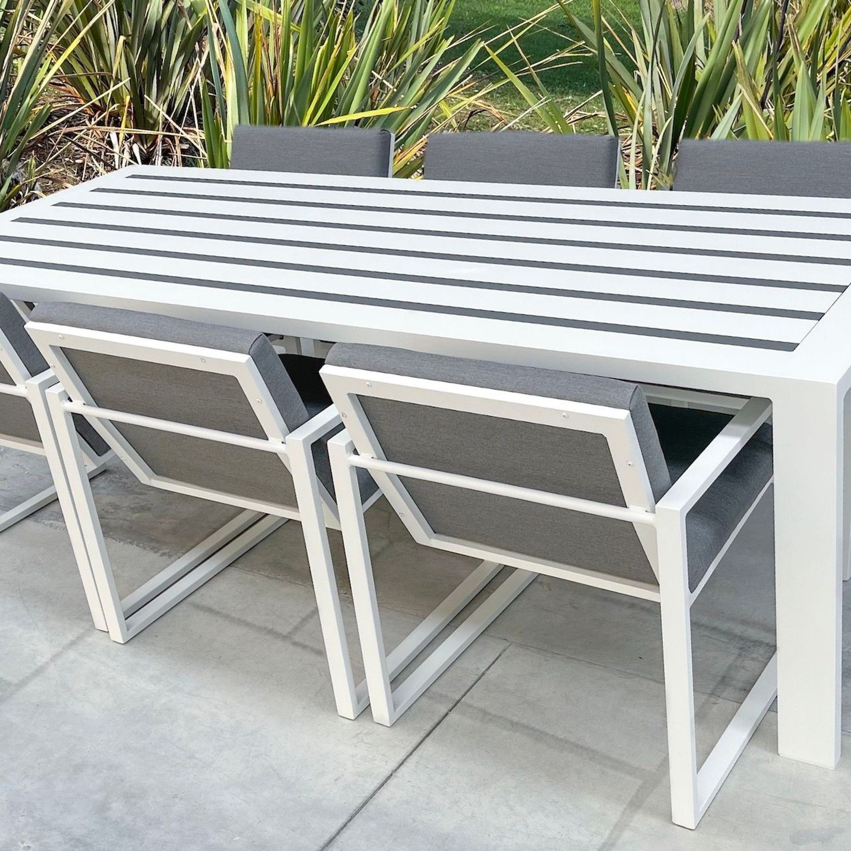 West Coast Outdoor Dining Set | White gallery detail image