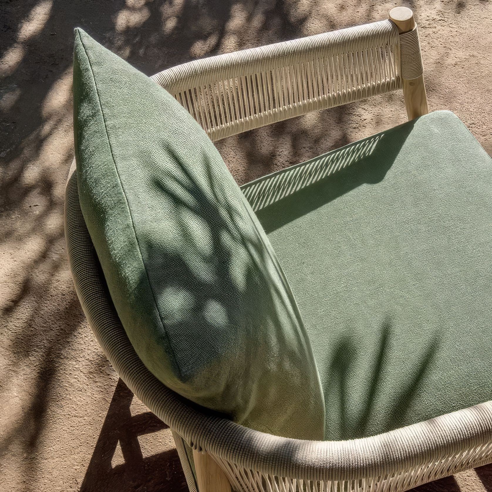 ETHIMO KILT Lounge Armchair gallery detail image