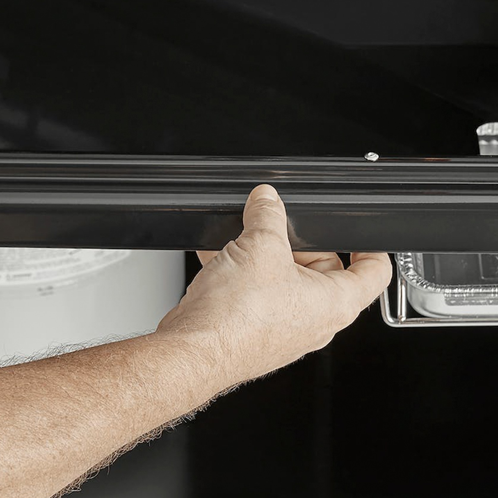 GENESIS SE-EPX-435 Smart Gas Barbecue (ULPG) gallery detail image